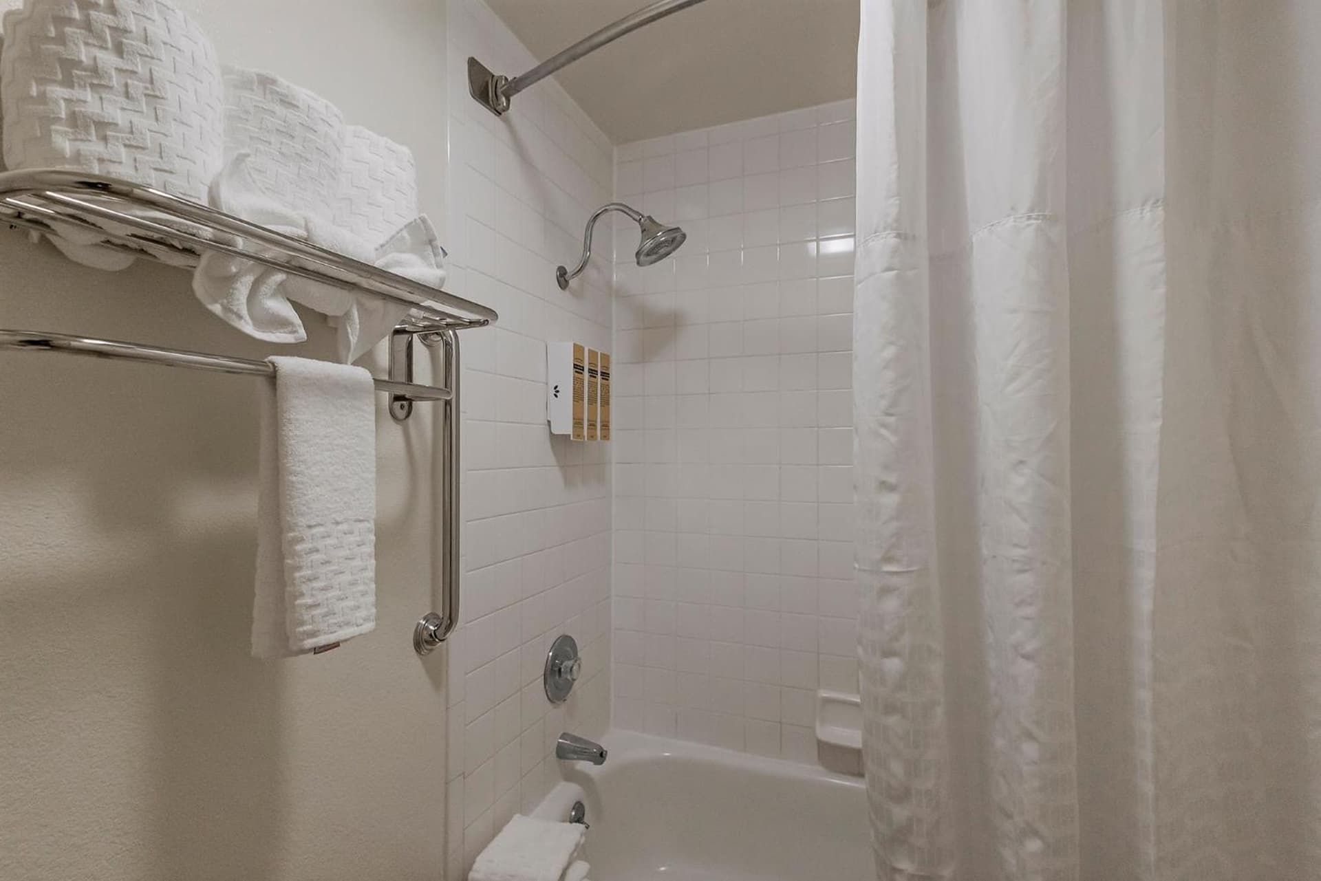 Best Western Plus Wine Country Inn & Suites gallery photo in Santa Rosa, CA — image 99