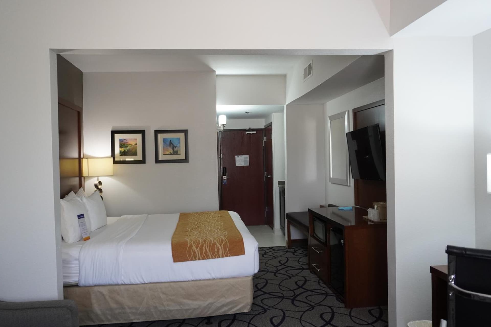 Comfort Inn & Suites Frisco - Plano gallery photo in Frisco, TX — image 30