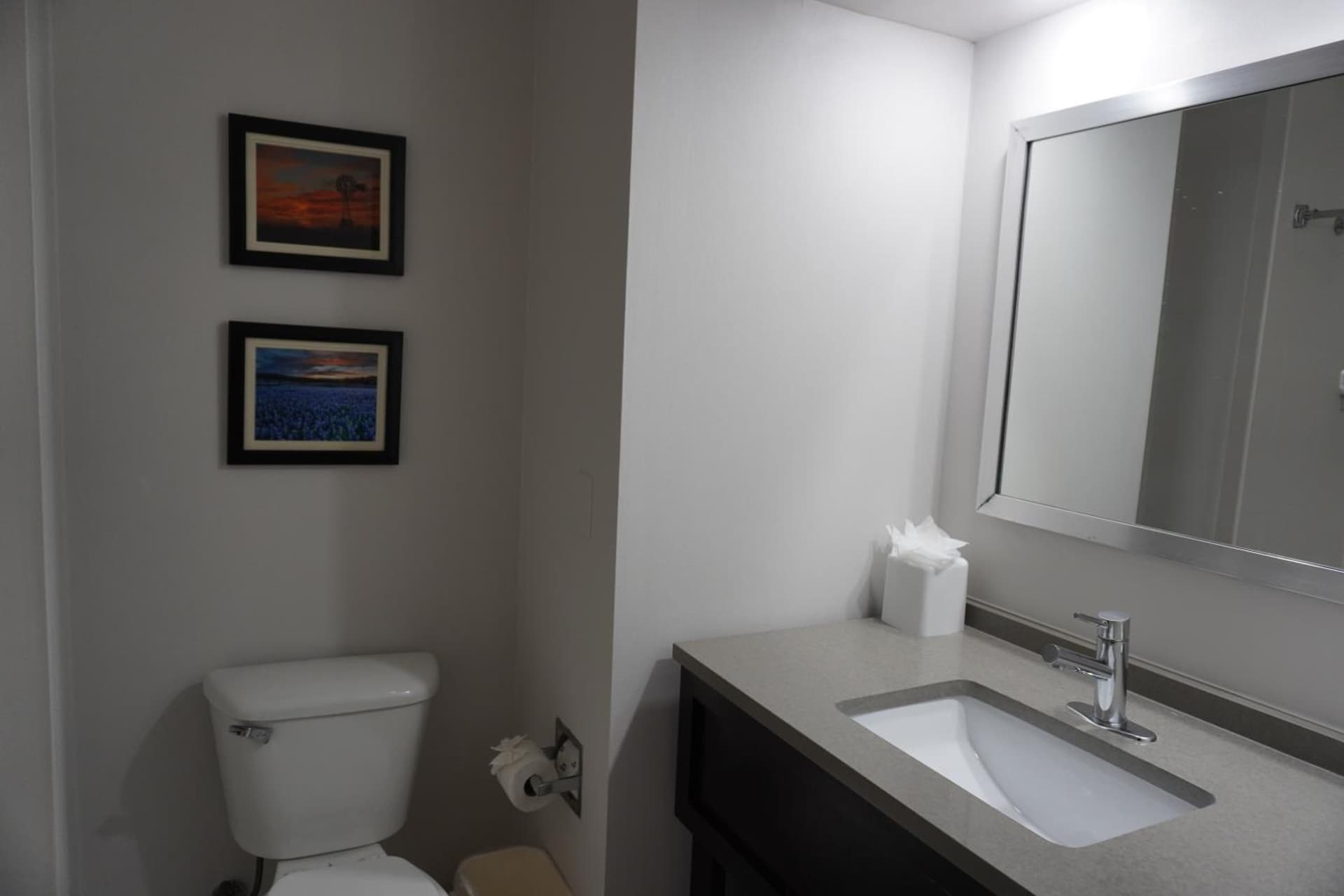 Comfort Inn & Suites Frisco - Plano gallery photo in Frisco, TX — image 8