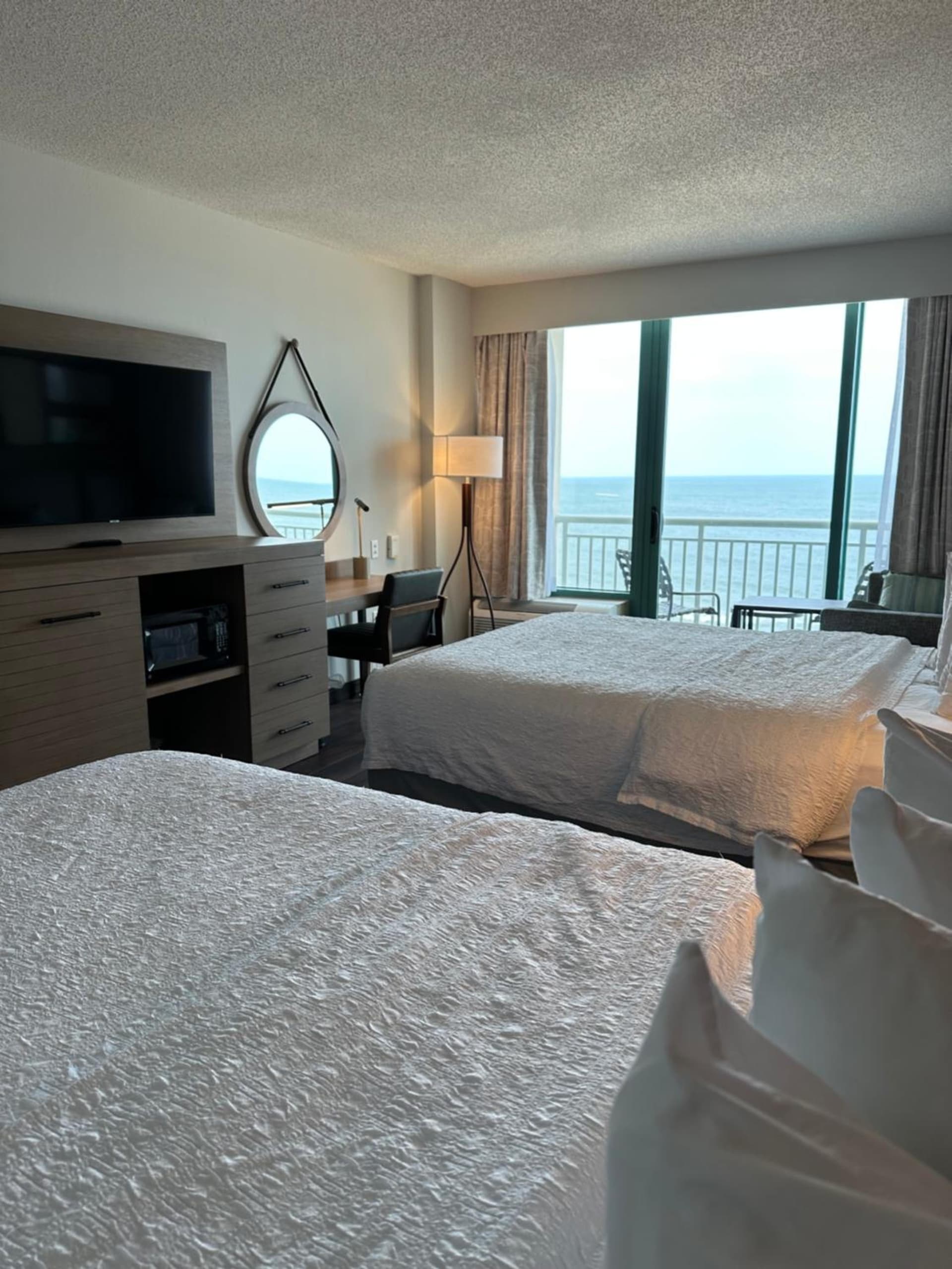 Hampton Inn Virginia Beach-Oceanfront South gallery photo in Virginia Beach, VA — image 39