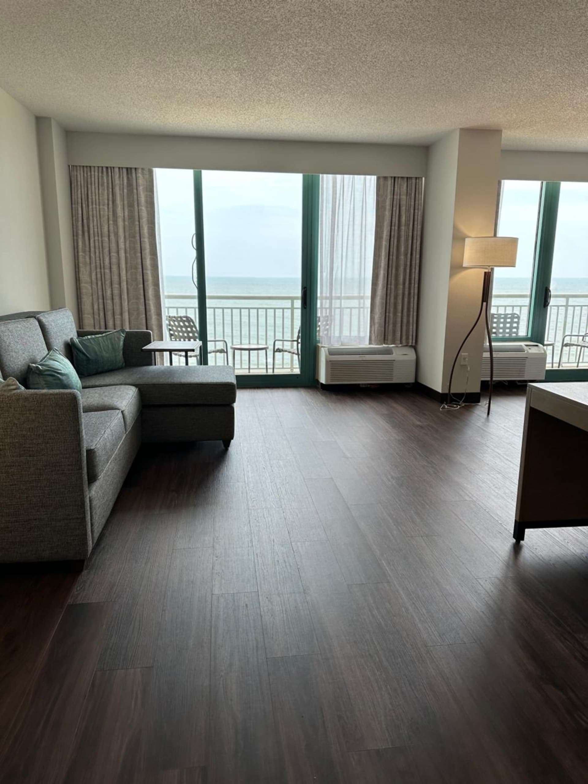 Hampton Inn Virginia Beach-Oceanfront South gallery photo in Virginia Beach, VA — image 16