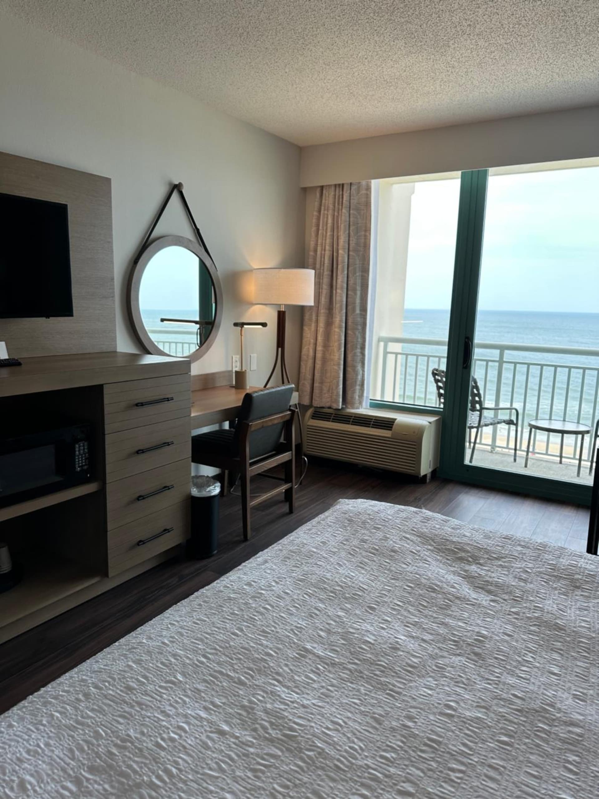 Hampton Inn Virginia Beach-Oceanfront South gallery photo in Virginia Beach, VA — image 53