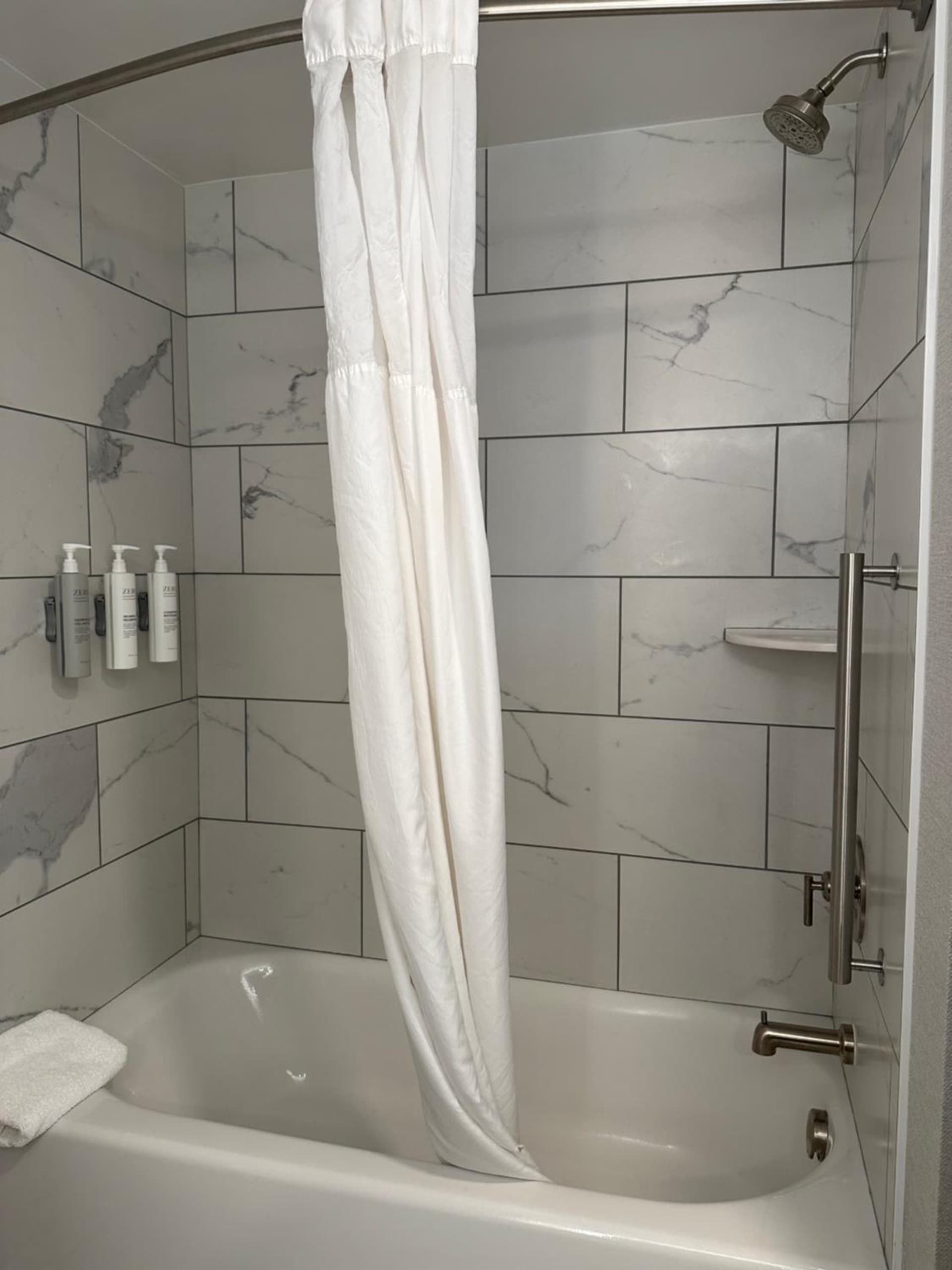 Hampton Inn Virginia Beach-Oceanfront South gallery photo in Virginia Beach, VA — image 54