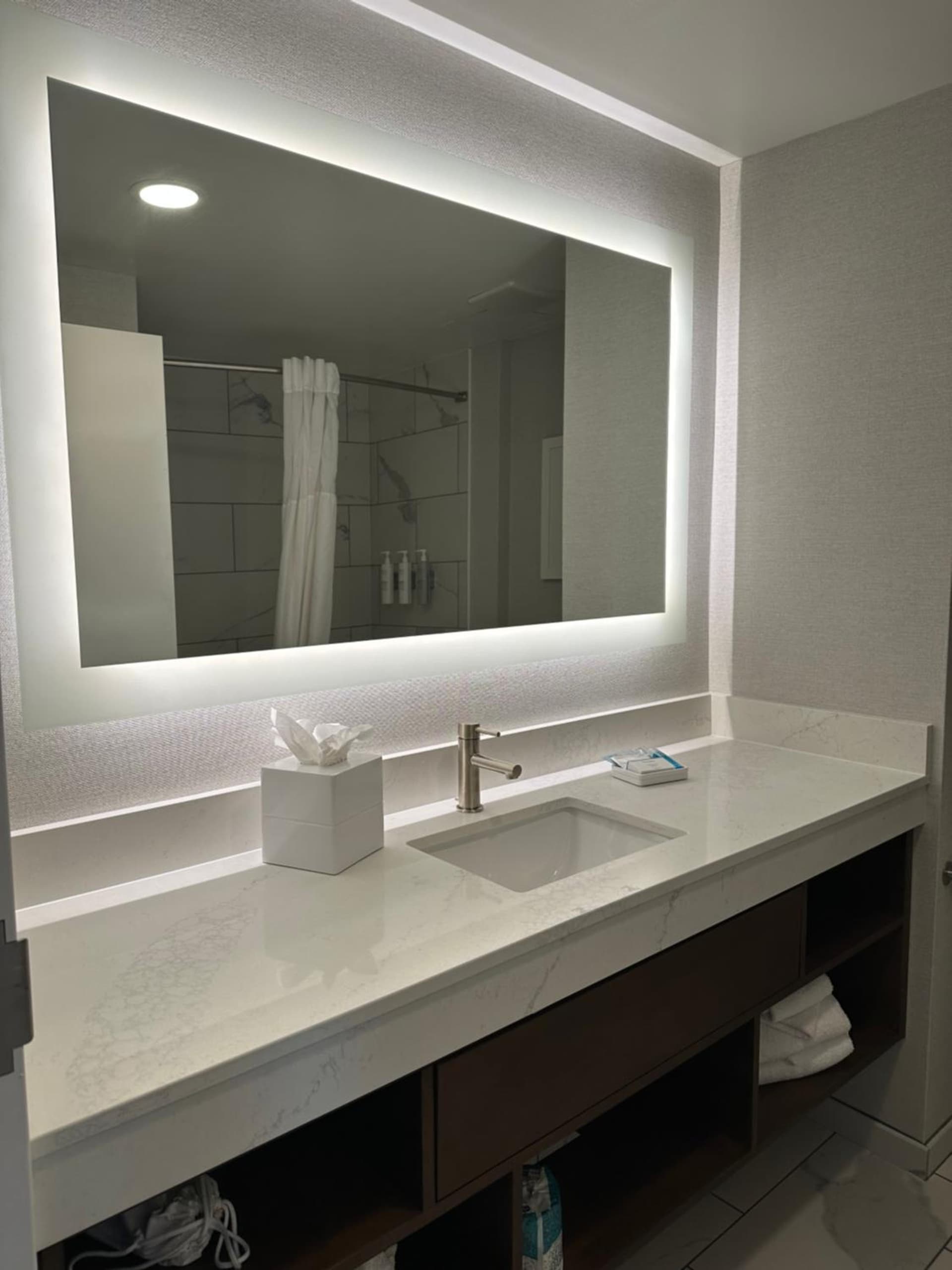 Hampton Inn Virginia Beach-Oceanfront South gallery photo in Virginia Beach, VA — image 19
