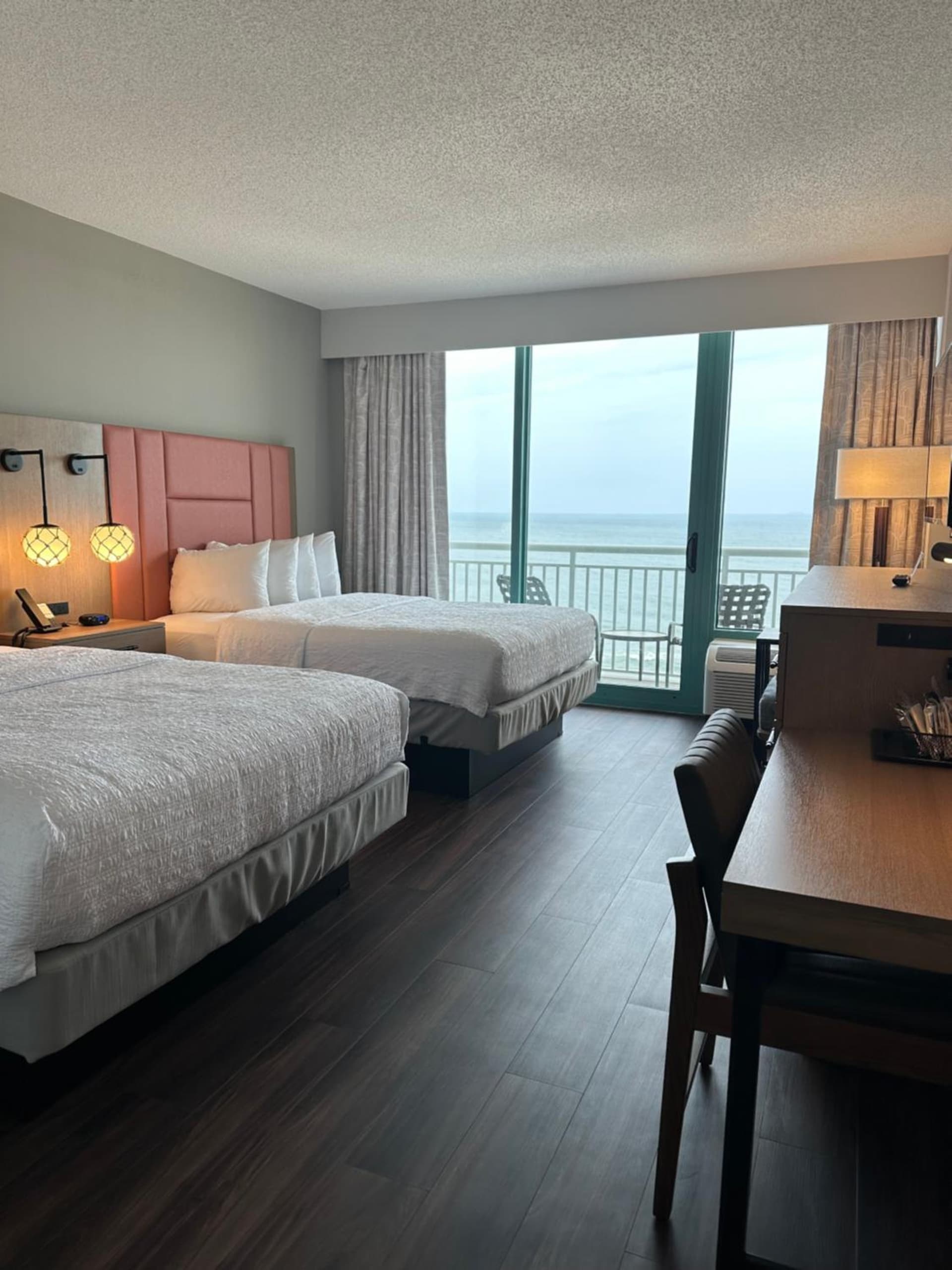 Hampton Inn Virginia Beach-Oceanfront South gallery photo in Virginia Beach, VA — image 26
