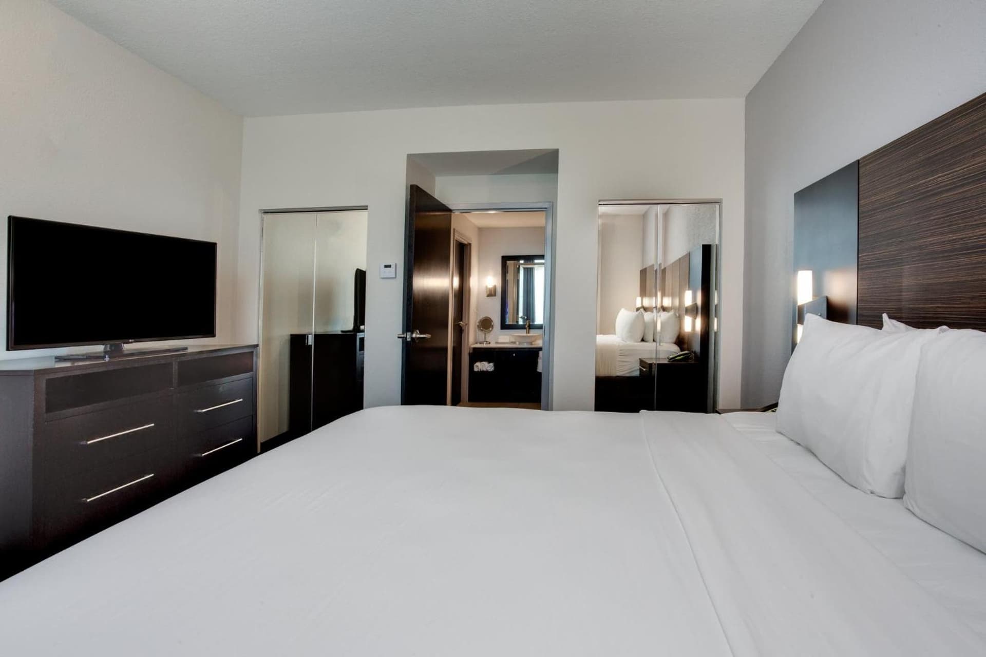 Crowne Plaza Hotel & Resorts Fort Lauderdale Airport/ Cruise by IHG gallery photo in Fort Lauderdale, FL — image 50