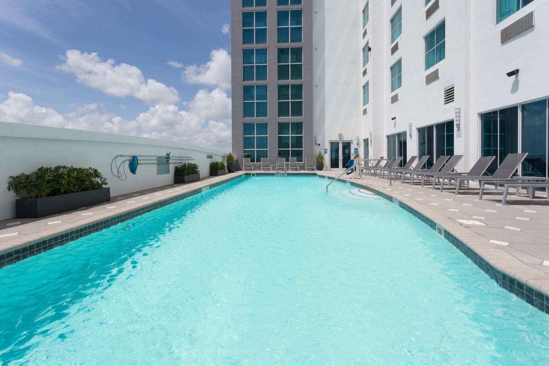 Crowne Plaza Hotel & Resorts Fort Lauderdale Airport/ Cruise by IHG gallery photo in Fort Lauderdale, FL — image 8