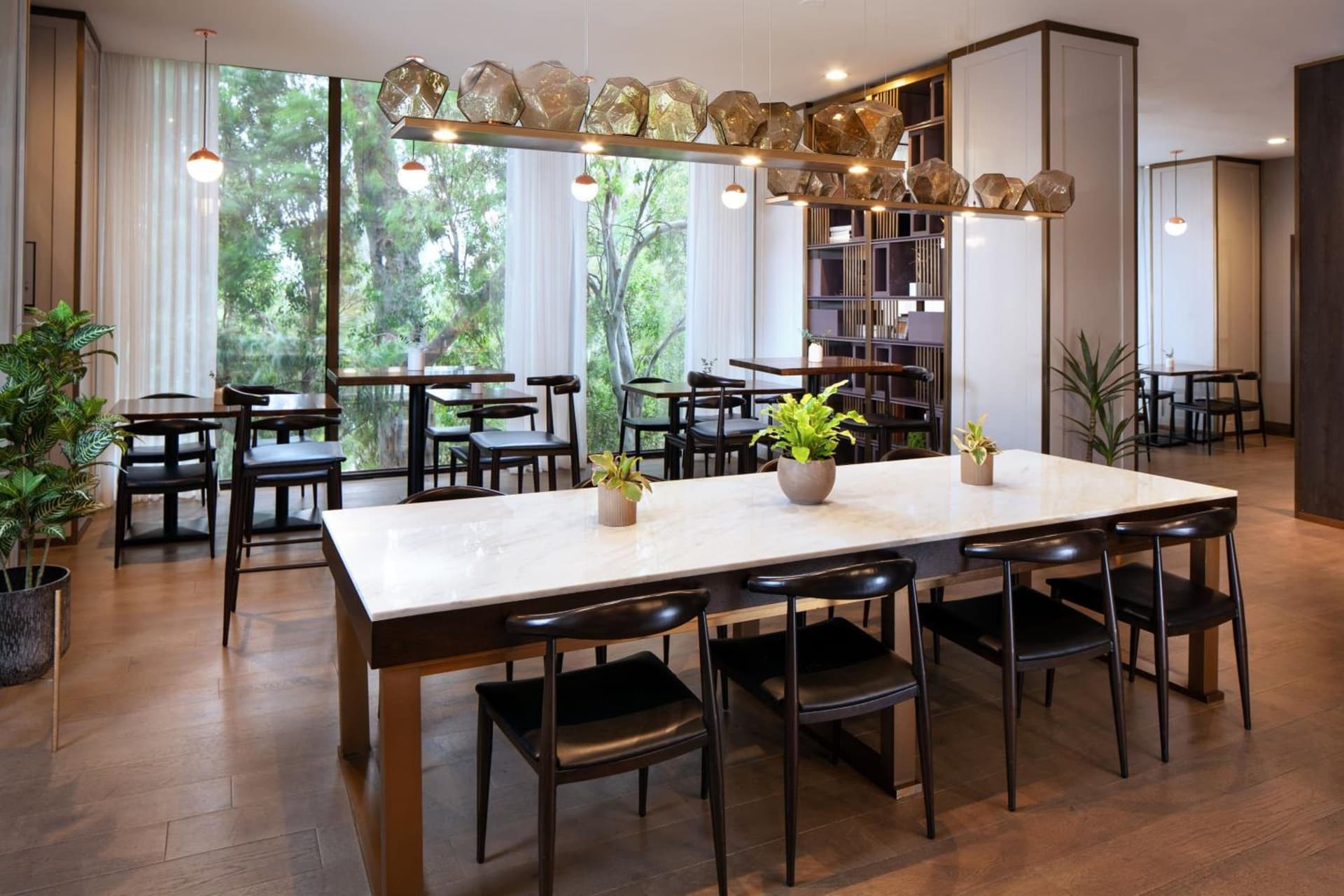 Sheraton Universal gallery photo in Los Angeles, CA — image 7