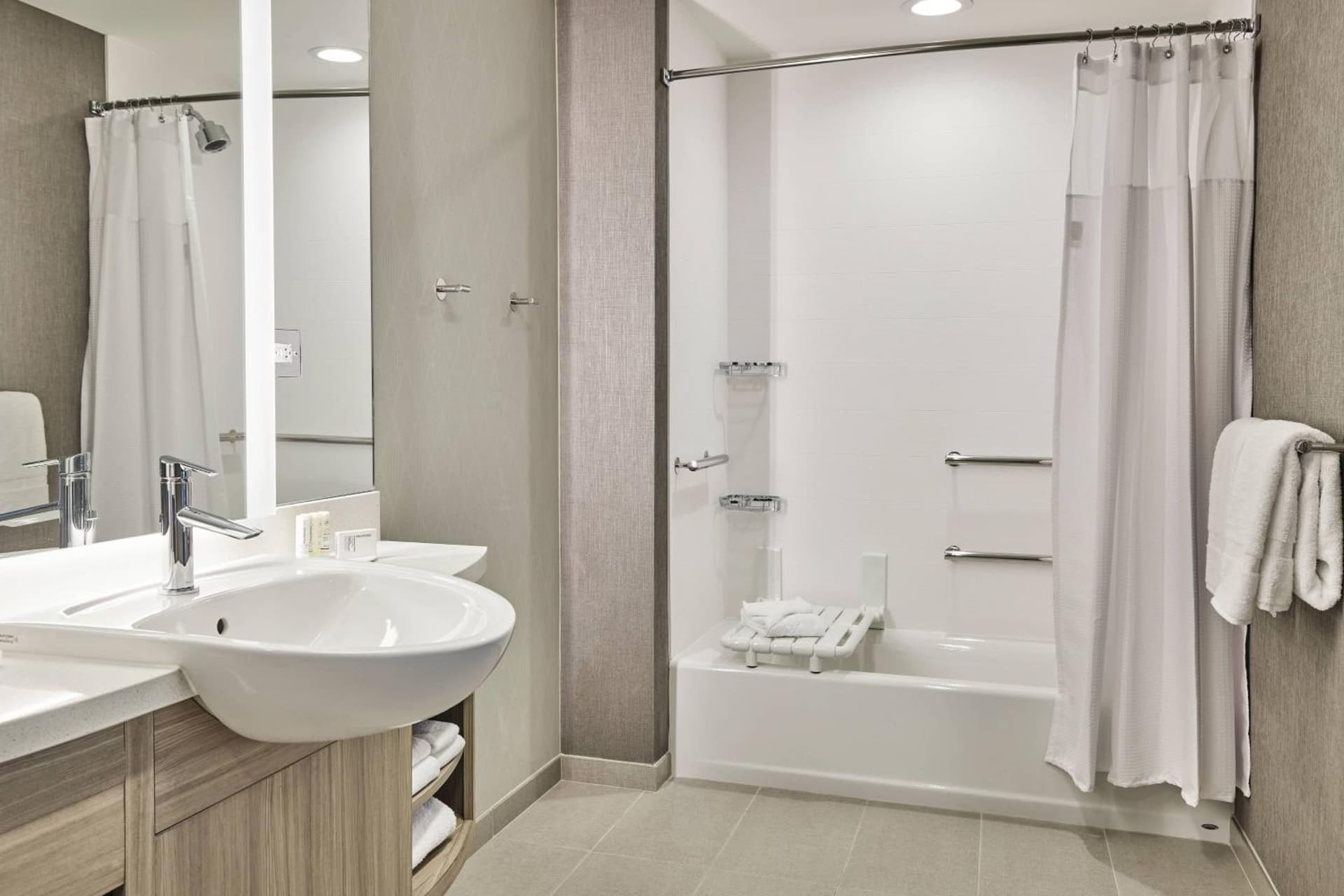 SpringHill Suites by Marriott Chicago Chinatown gallery photo in Chicago, IL — image 33