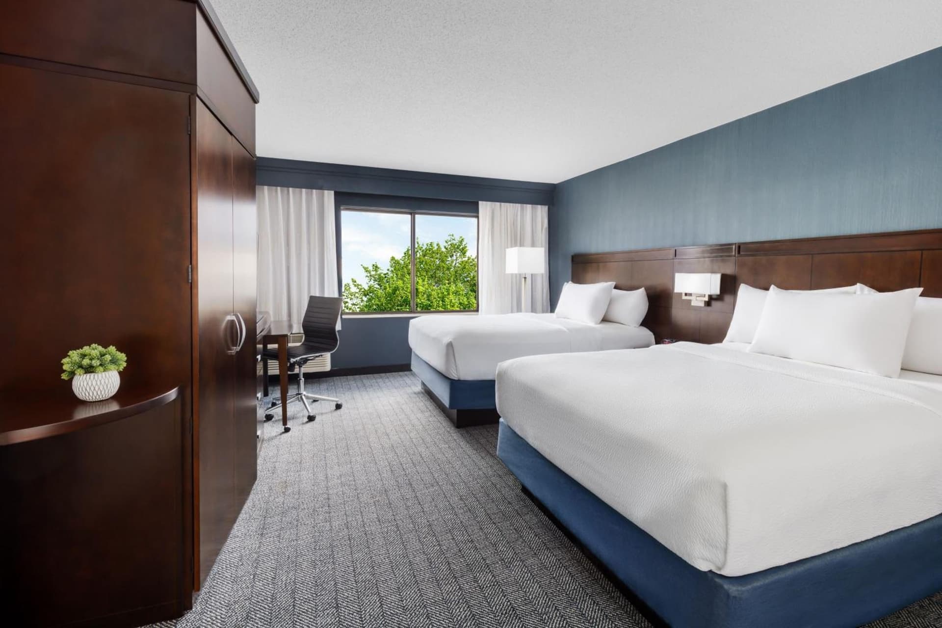 Courtyard by Marriott Manchester-Boston Regional Airport gallery photo in Manchester, NH — image 9