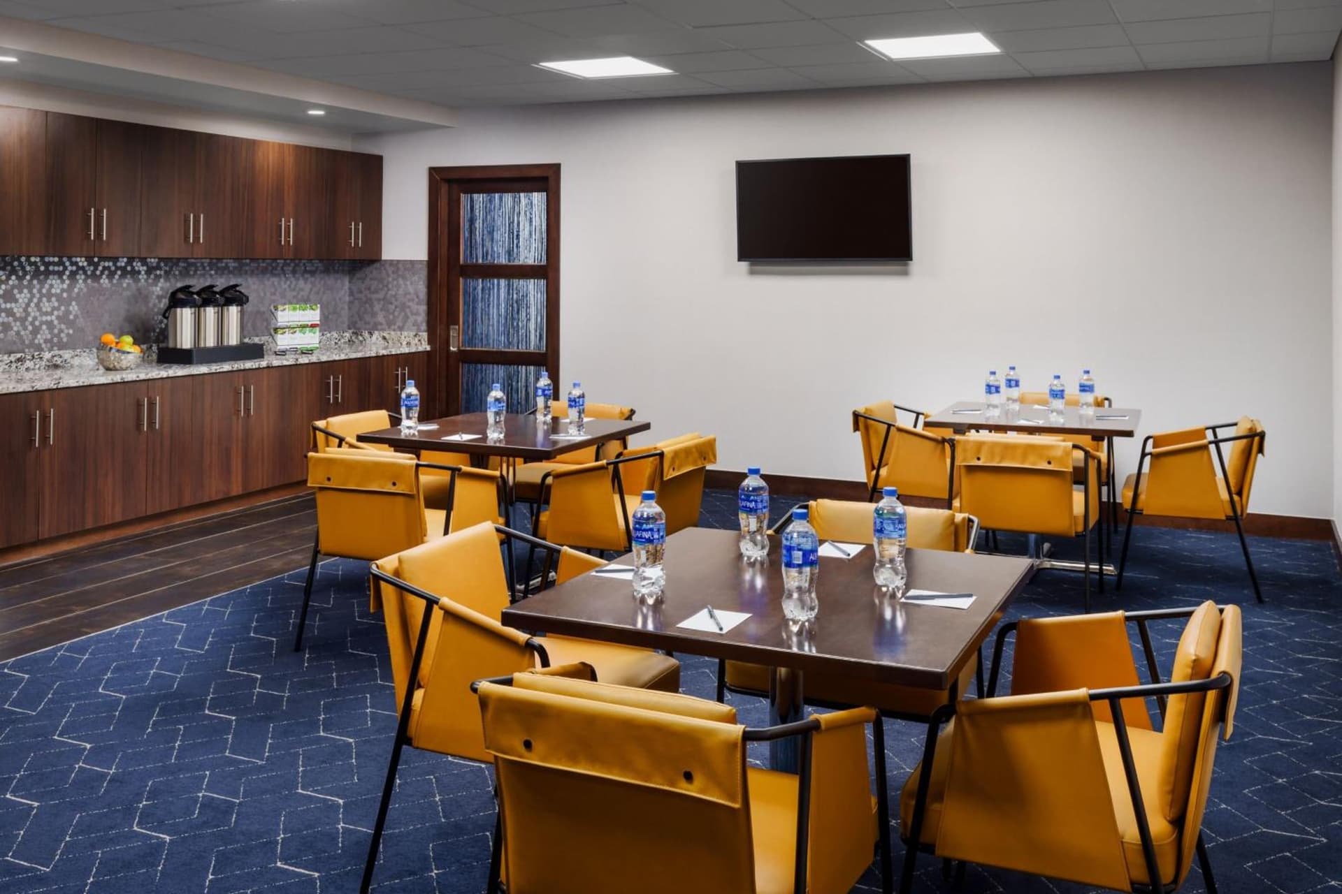 Courtyard by Marriott Manchester-Boston Regional Airport gallery photo in Manchester, NH — image 47