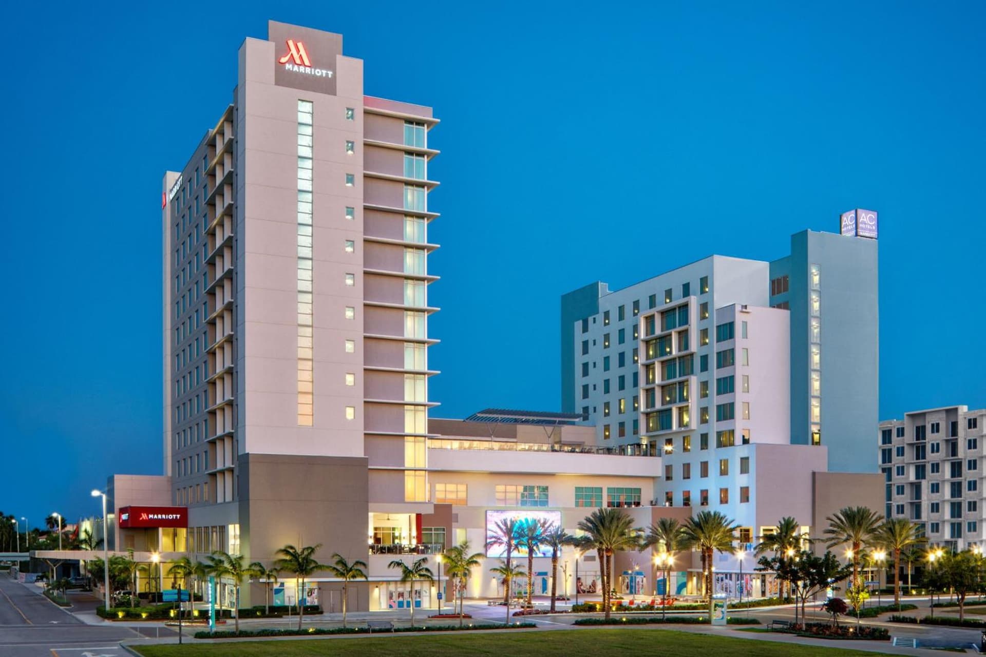 AC Hotel by Marriott Fort Lauderdale Airport interior in Dania Beach, FL — gallery photo 2