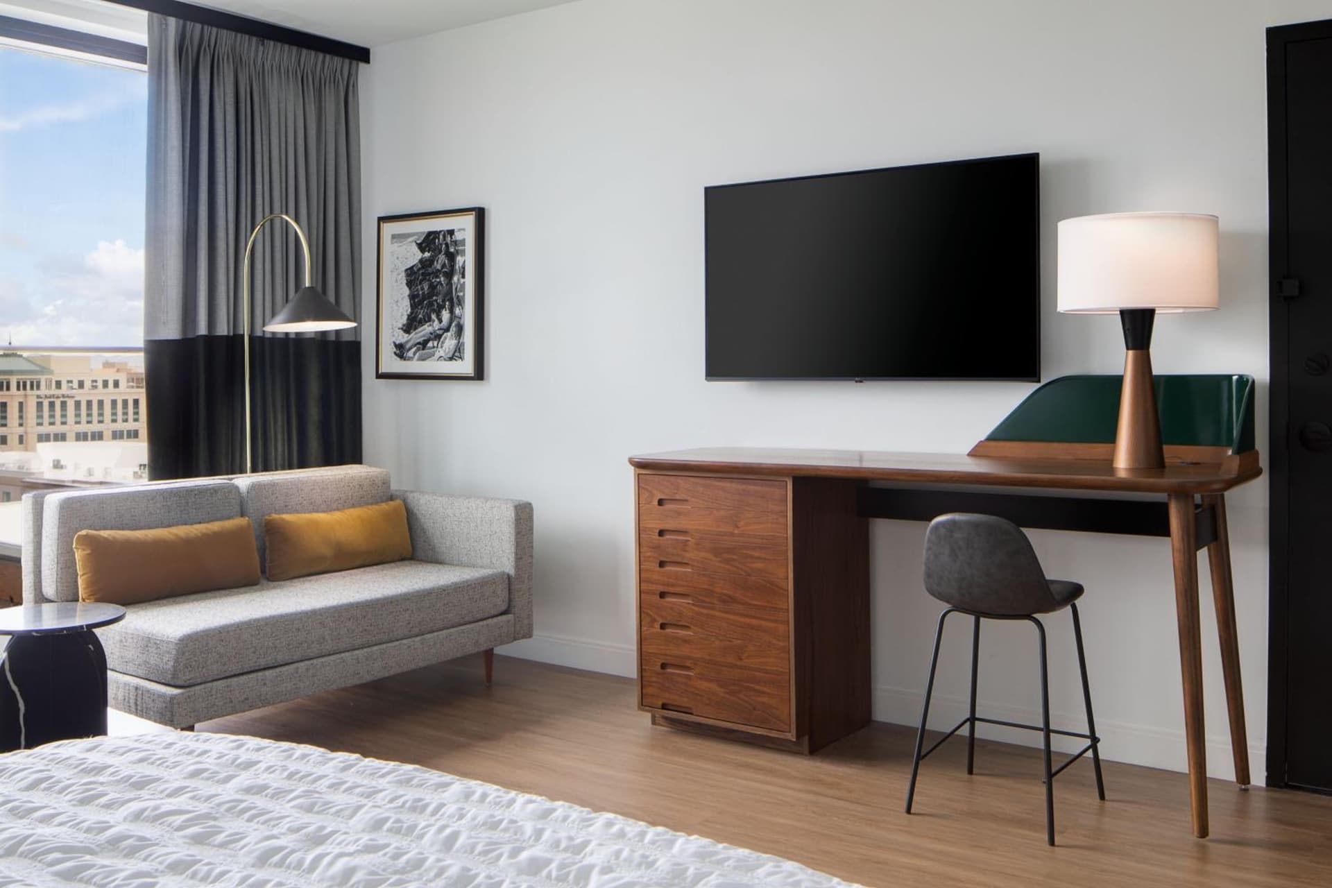 Le Meridien Salt Lake City Downtown interior in Salt Lake City, UT — gallery photo 2