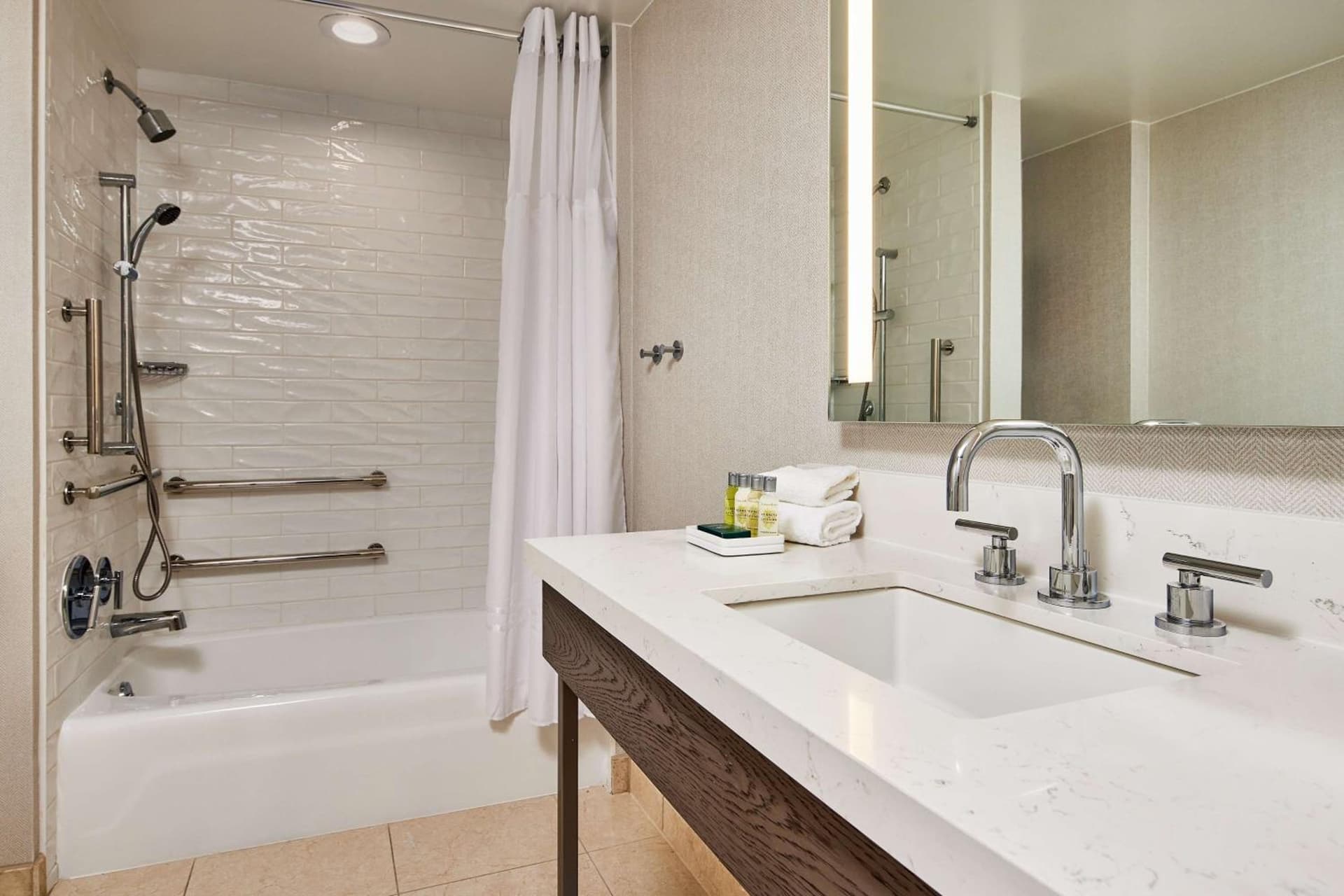 Hilton Kansas City Country Club Plaza gallery photo in Kansas City, MO — image 27
