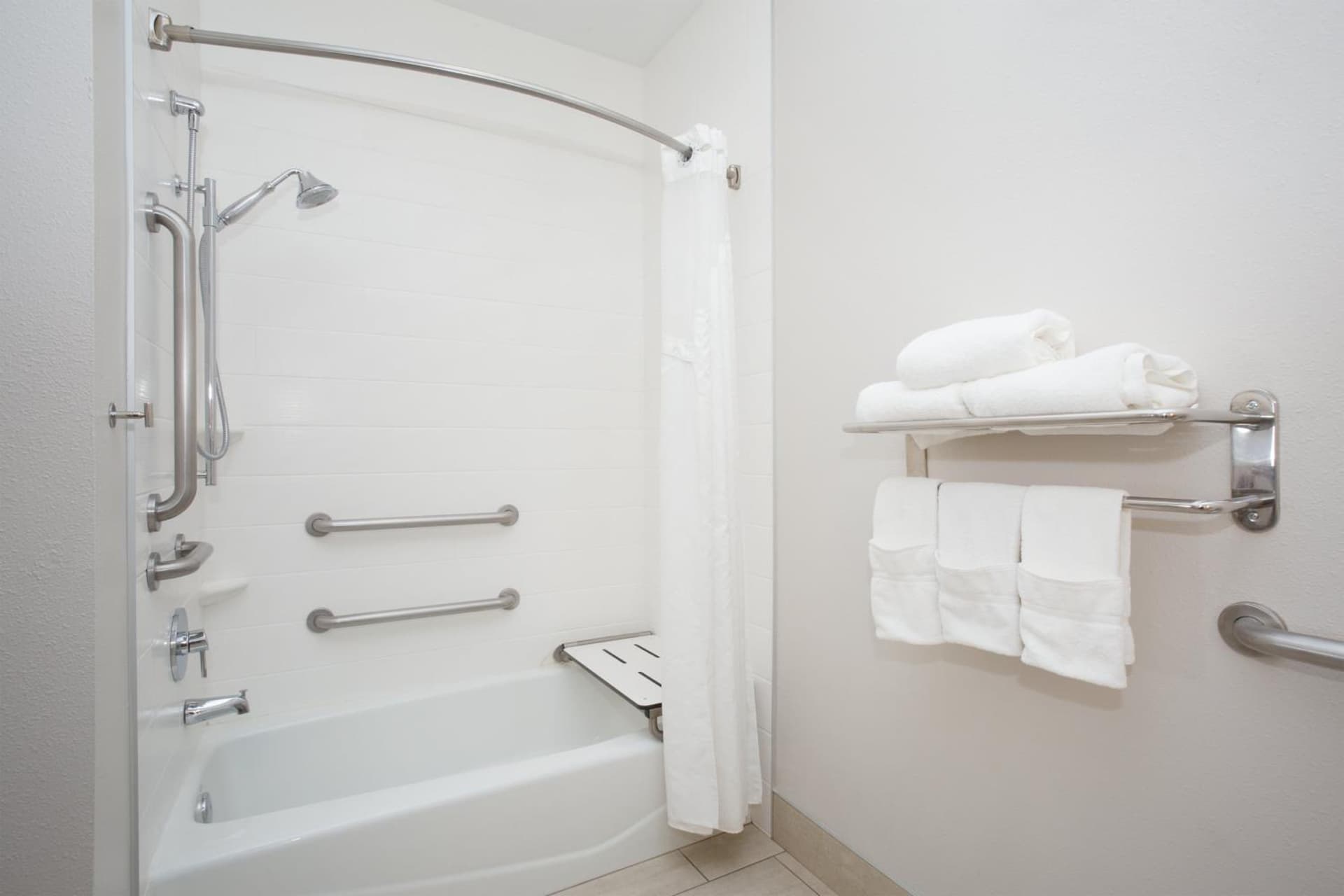 Holiday Inn Express & Suites Amarillo by IHG gallery photo in Amarillo, TX — image 21