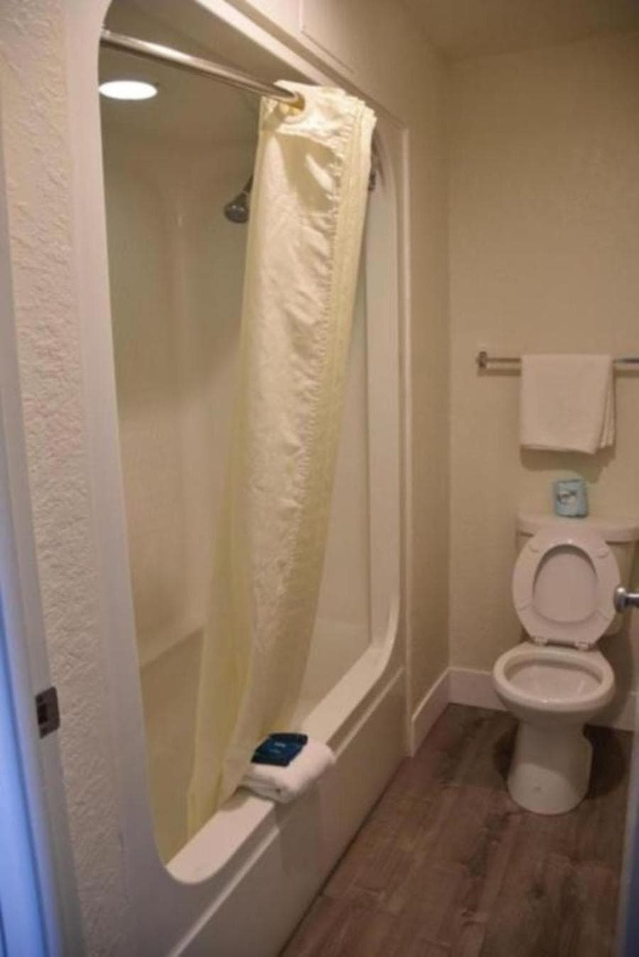 Rodeway Inn Kissimmee Maingate West gallery photo in Kissimmee, FL — image 10