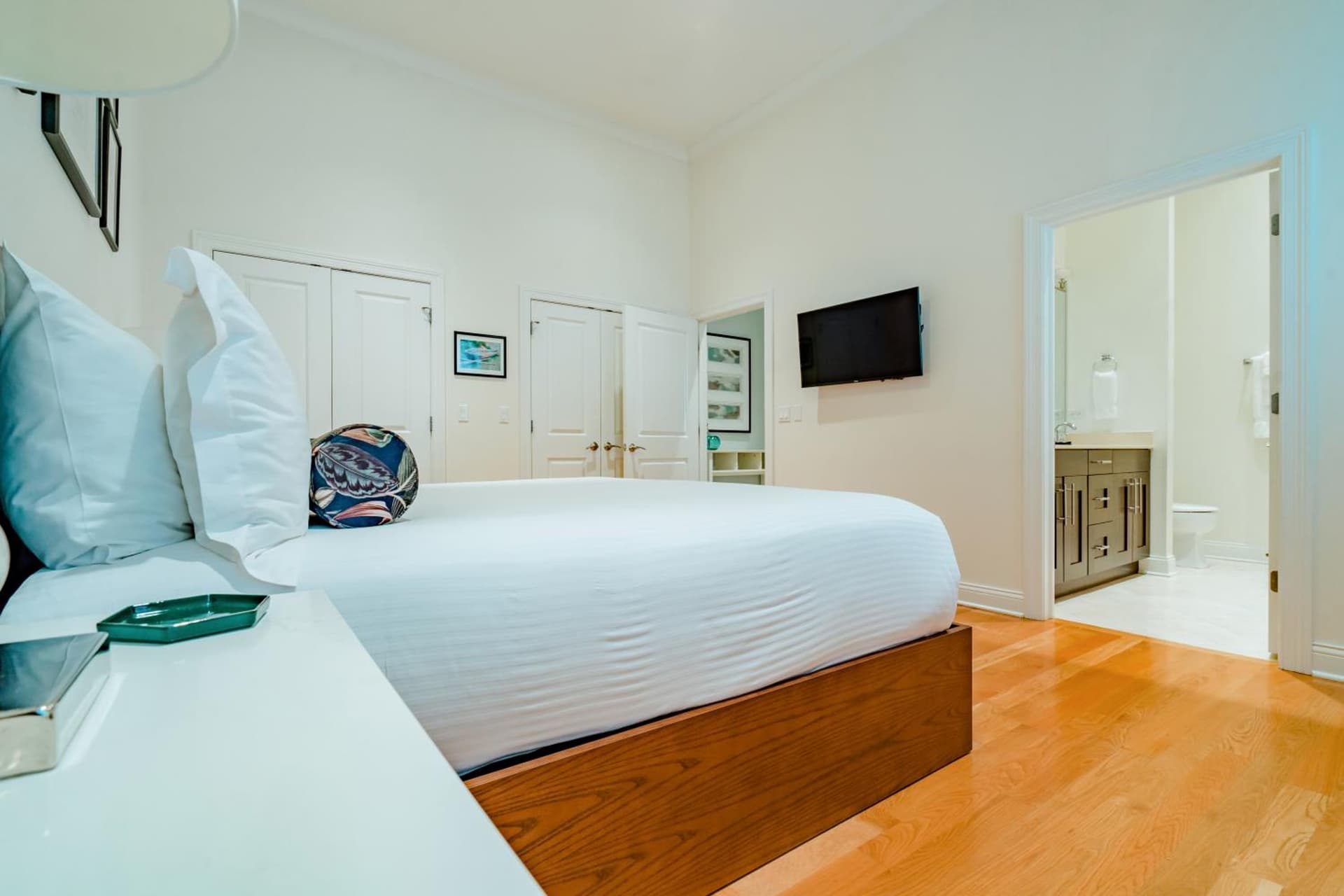 The Guesthouse Hotel gallery photo in Chicago, IL — image 25
