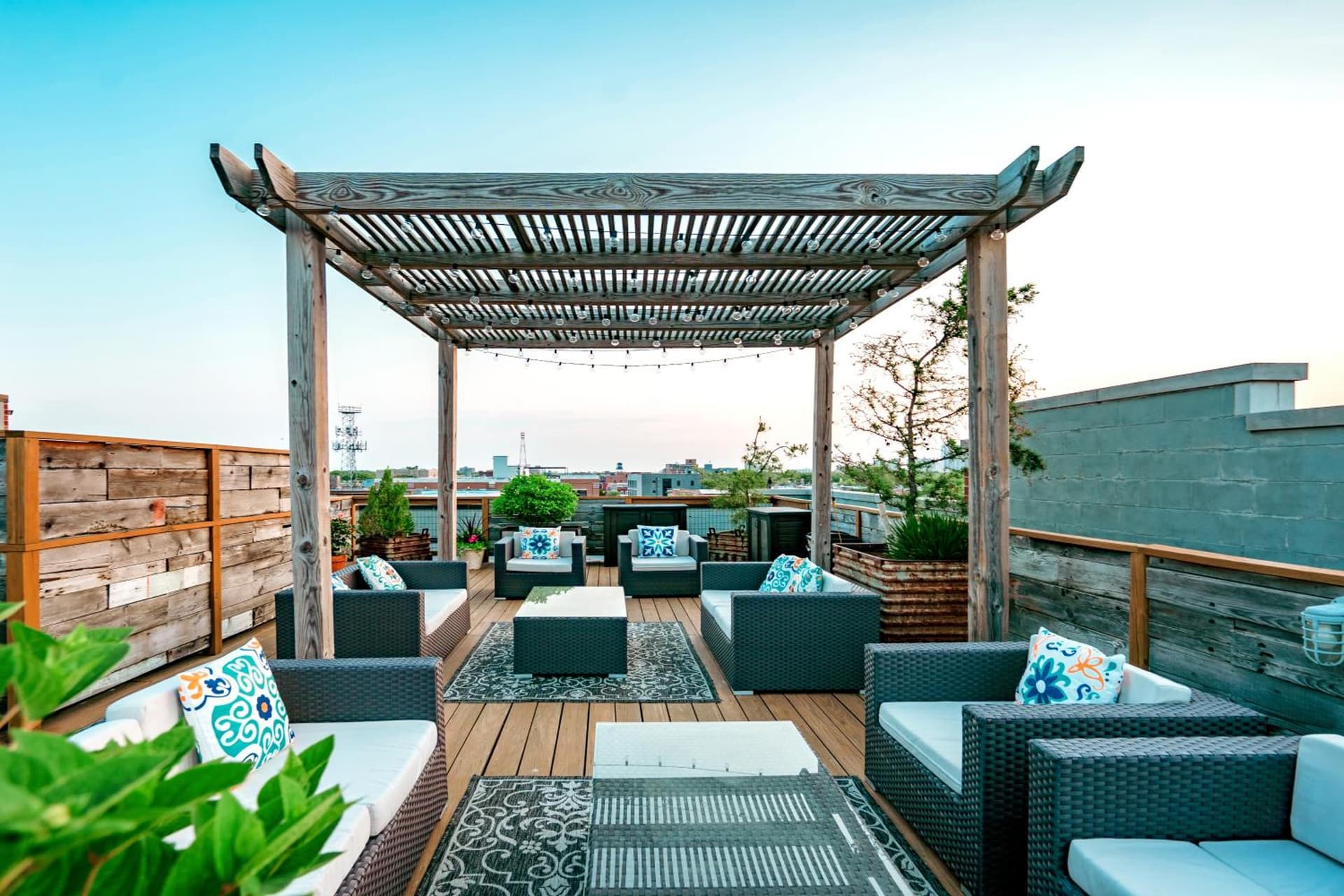 The Guesthouse Hotel property views in Chicago, IL — gallery photo 3