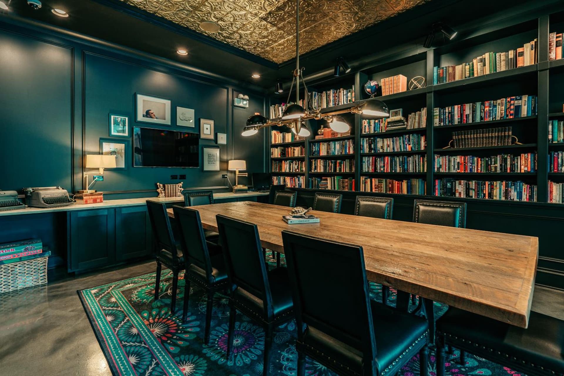 The Guesthouse Hotel gallery photo in Chicago, IL — image 14