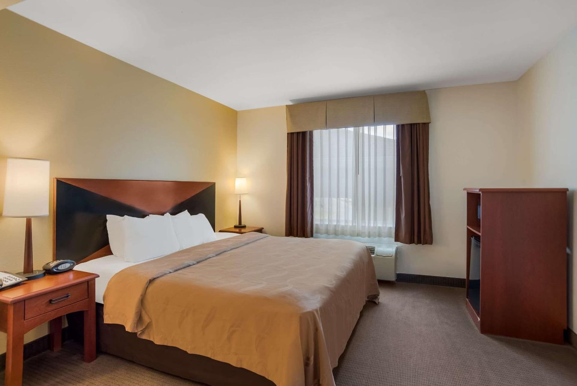 Quality Inn & Suites Chambersburg Northeast gallery photo in Chambersburg, PA — image 57