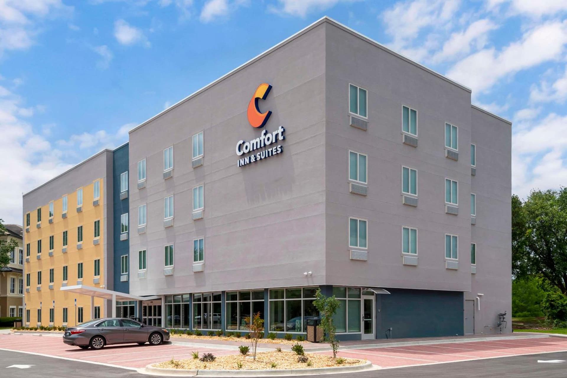Comfort Inn & Suites Destin near Henderson Beach property views in Destin, FL — gallery photo 3
