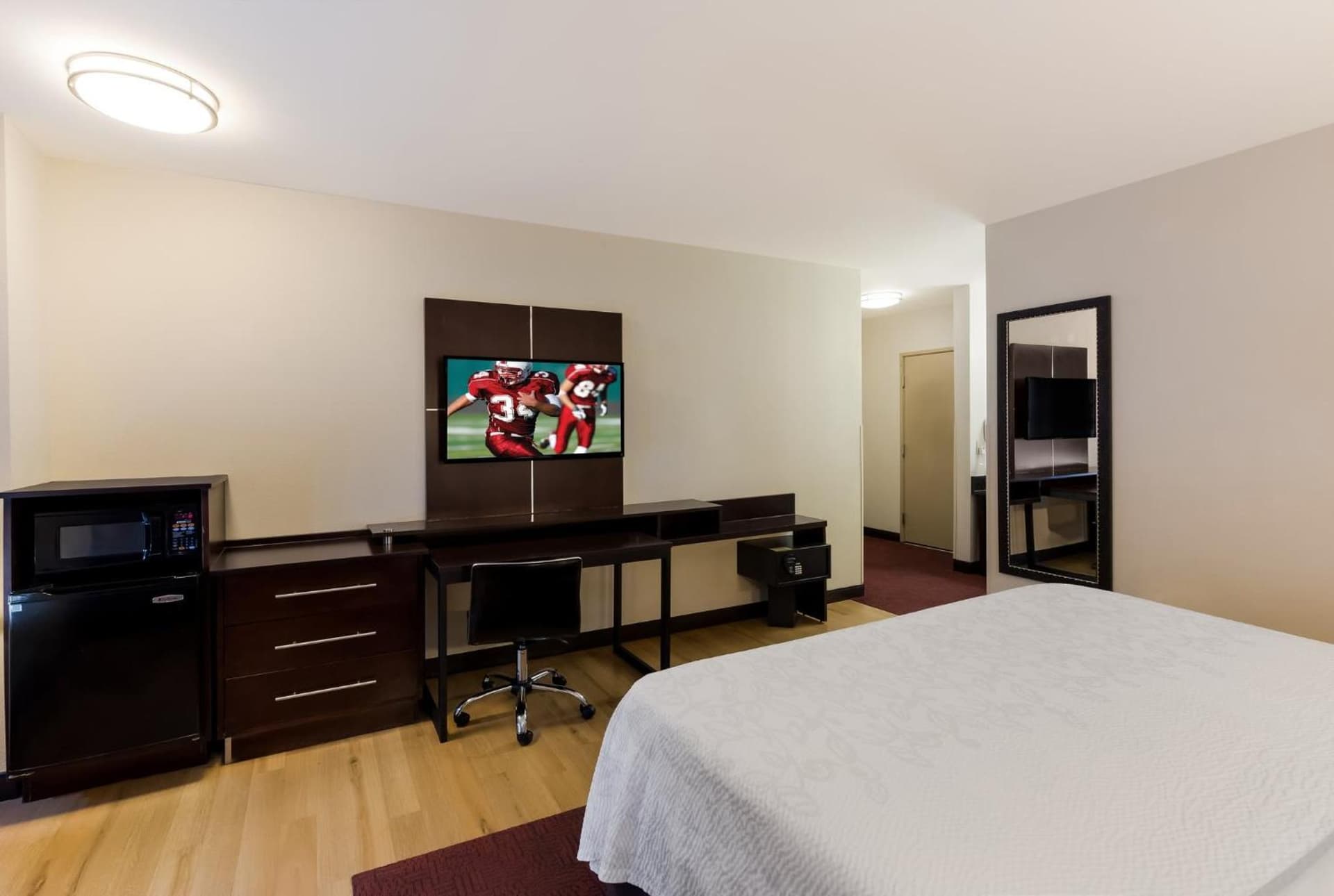 Red Roof Inn PLUS+ Columbus Downtown - Convention Center gallery photo in Columbus, OH — image 41