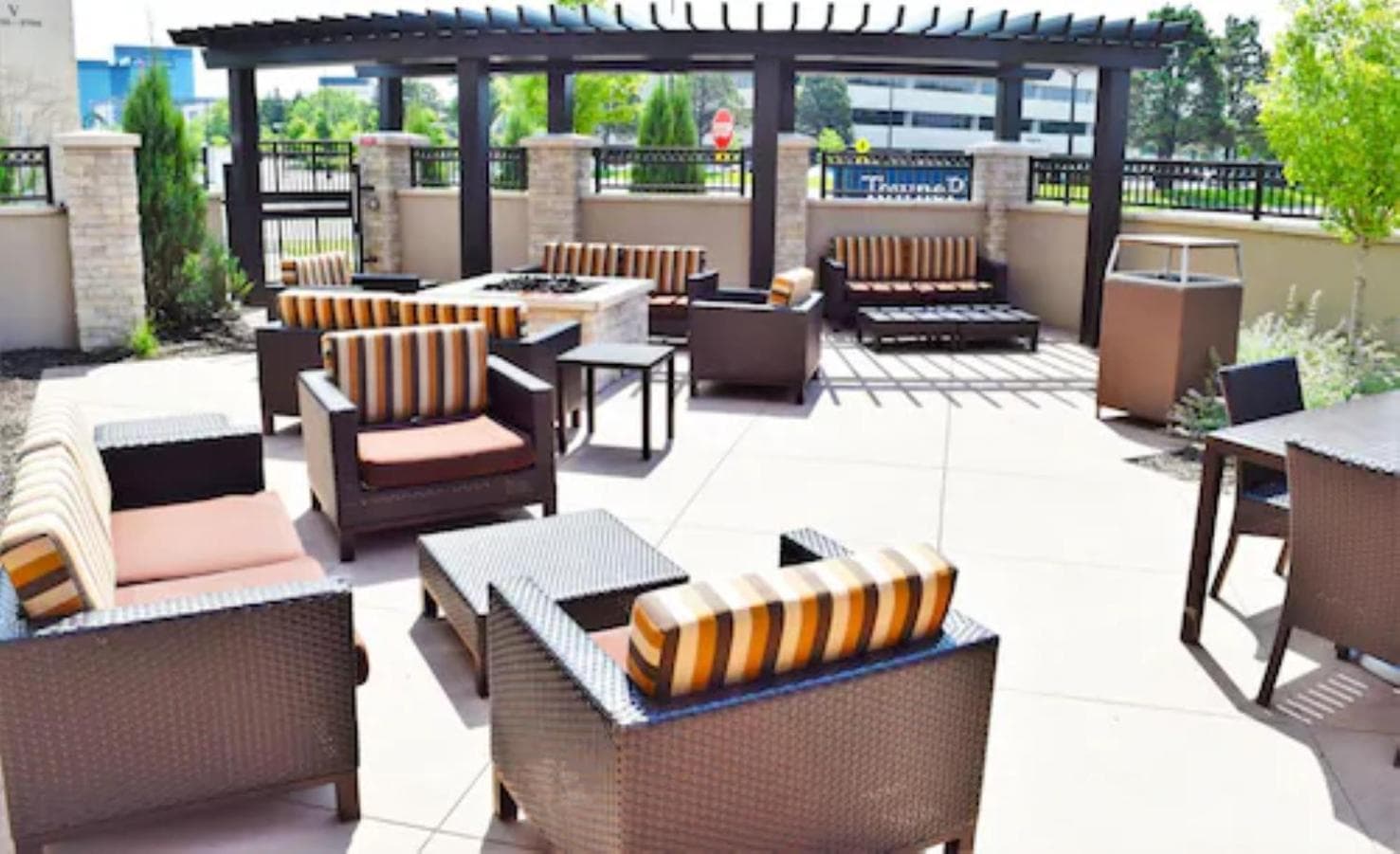 TownePlace Suites by Marriott Minneapolis near Mall of America interior in Bloomington, MN — gallery photo 2