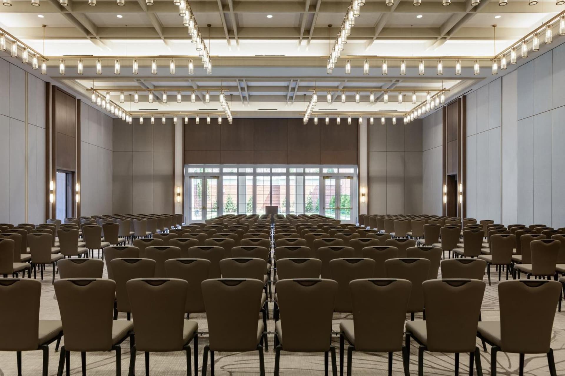 Kimpton - The Forum Hotel by IHG gallery photo in Charlottesville, VA — image 96