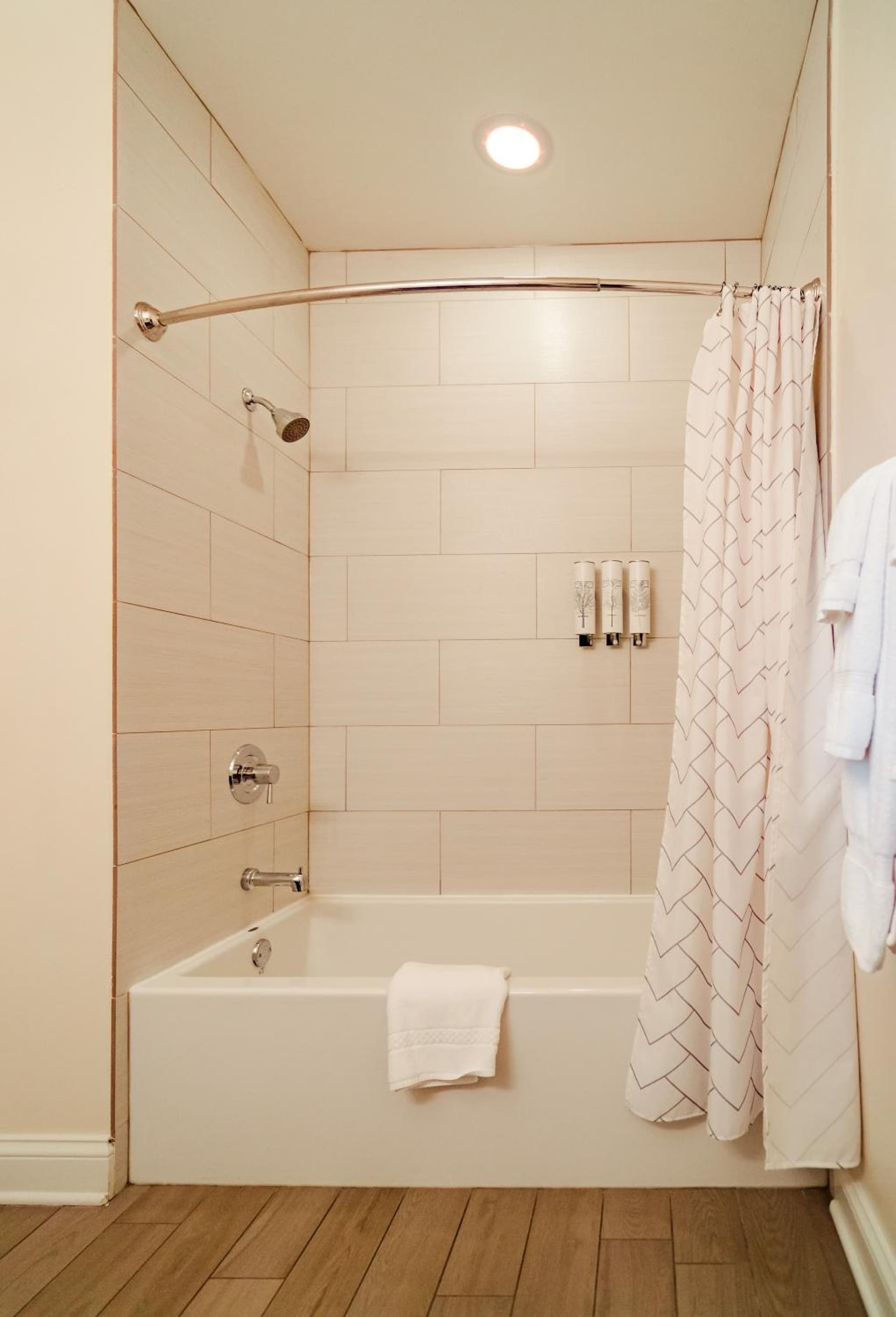 The Guesthouse Hotel gallery photo in Chicago, IL — image 27