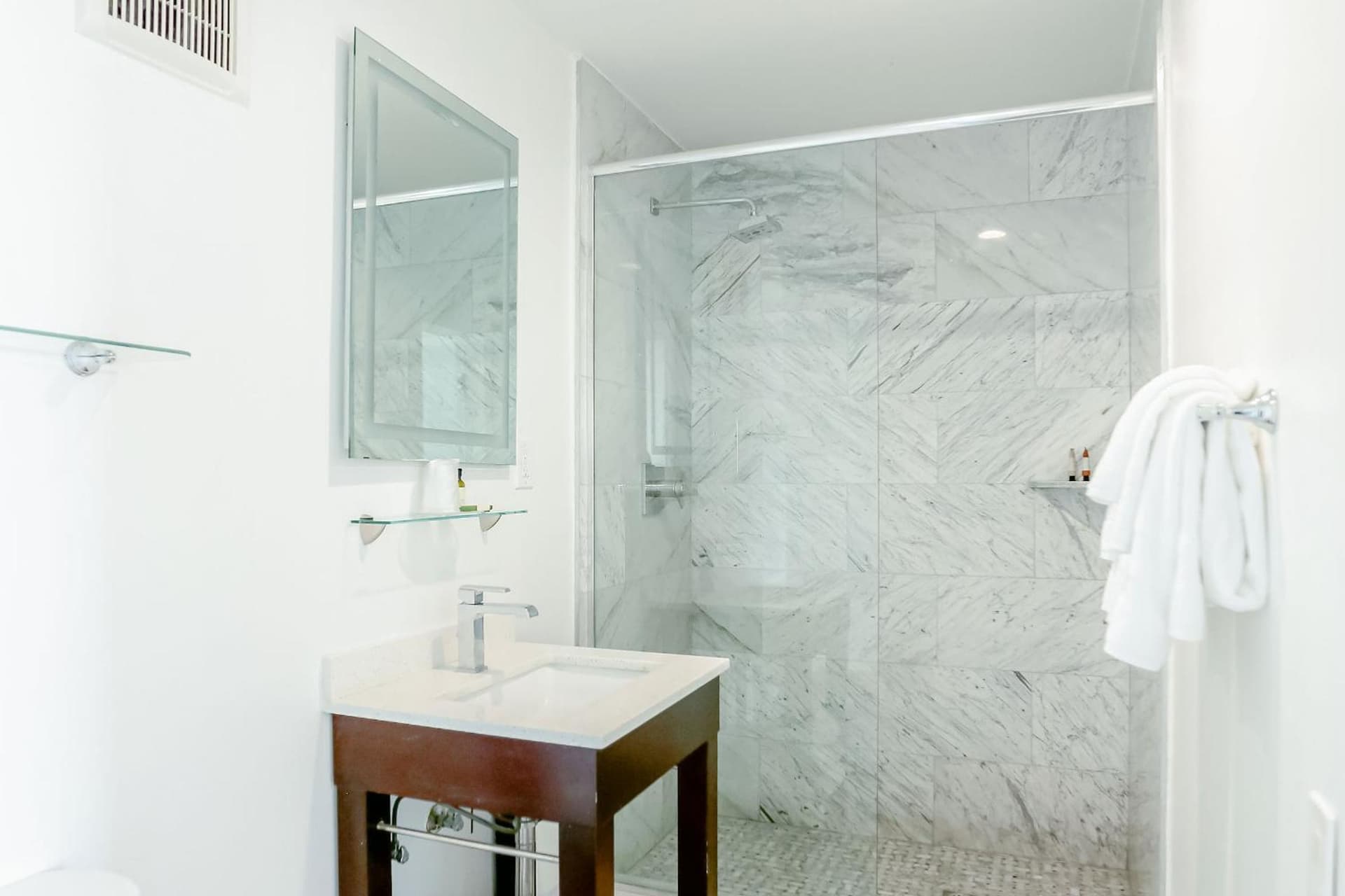 Capri Laguna on the Beach - A Boutique Hotel gallery photo in Laguna Beach, CA — image 24