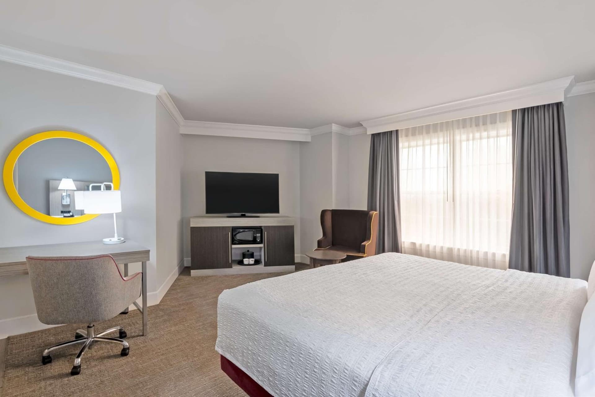 Hampton Inn & Suites Stamford gallery photo in Stamford, CT — image 11