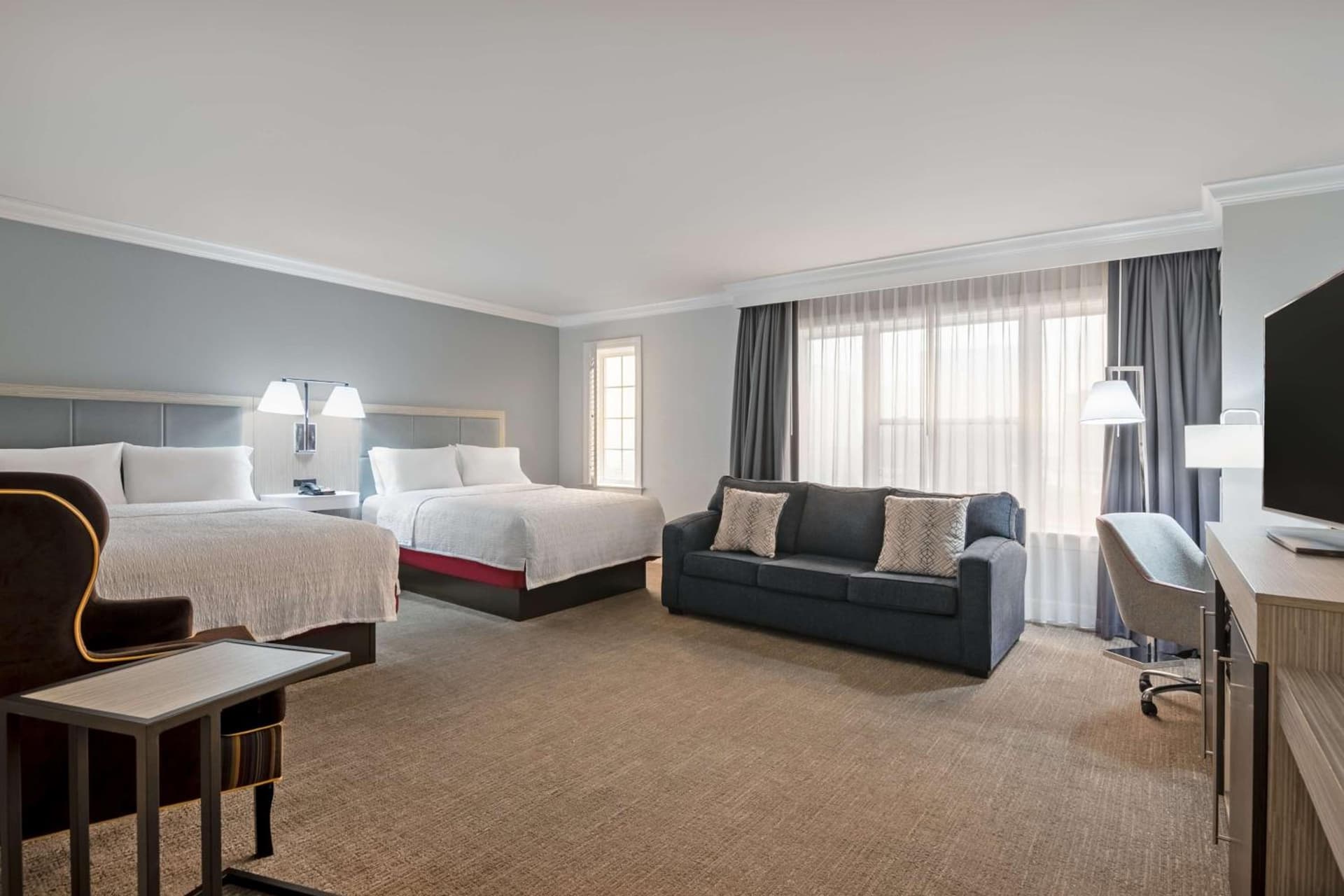 Hampton Inn & Suites Stamford gallery photo in Stamford, CT — image 10