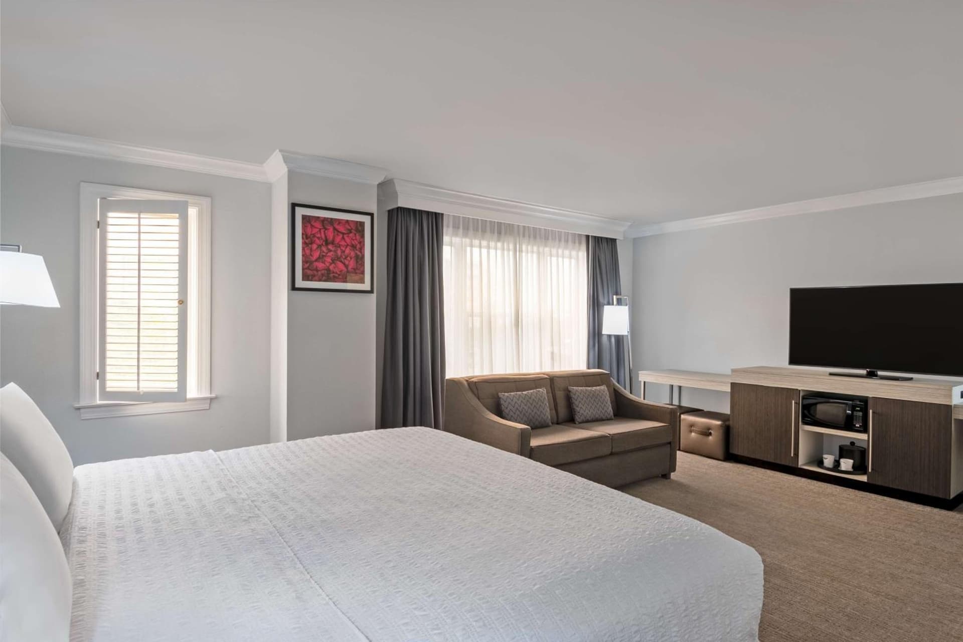 Hampton Inn & Suites Stamford gallery photo in Stamford, CT — image 41