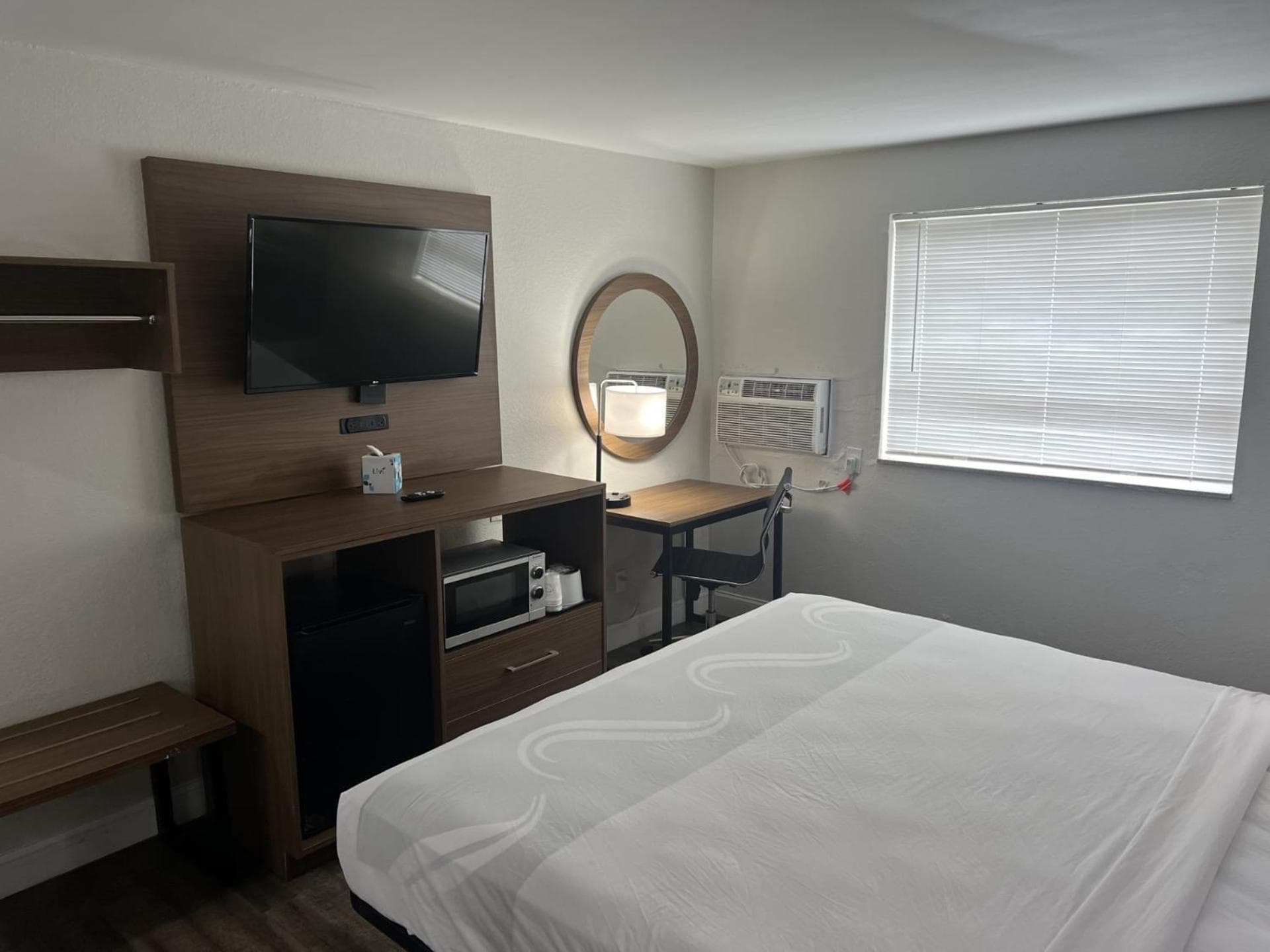 Quality Inn Chesapeake - Greenbrier property views in Chesapeake, VA — gallery photo 3