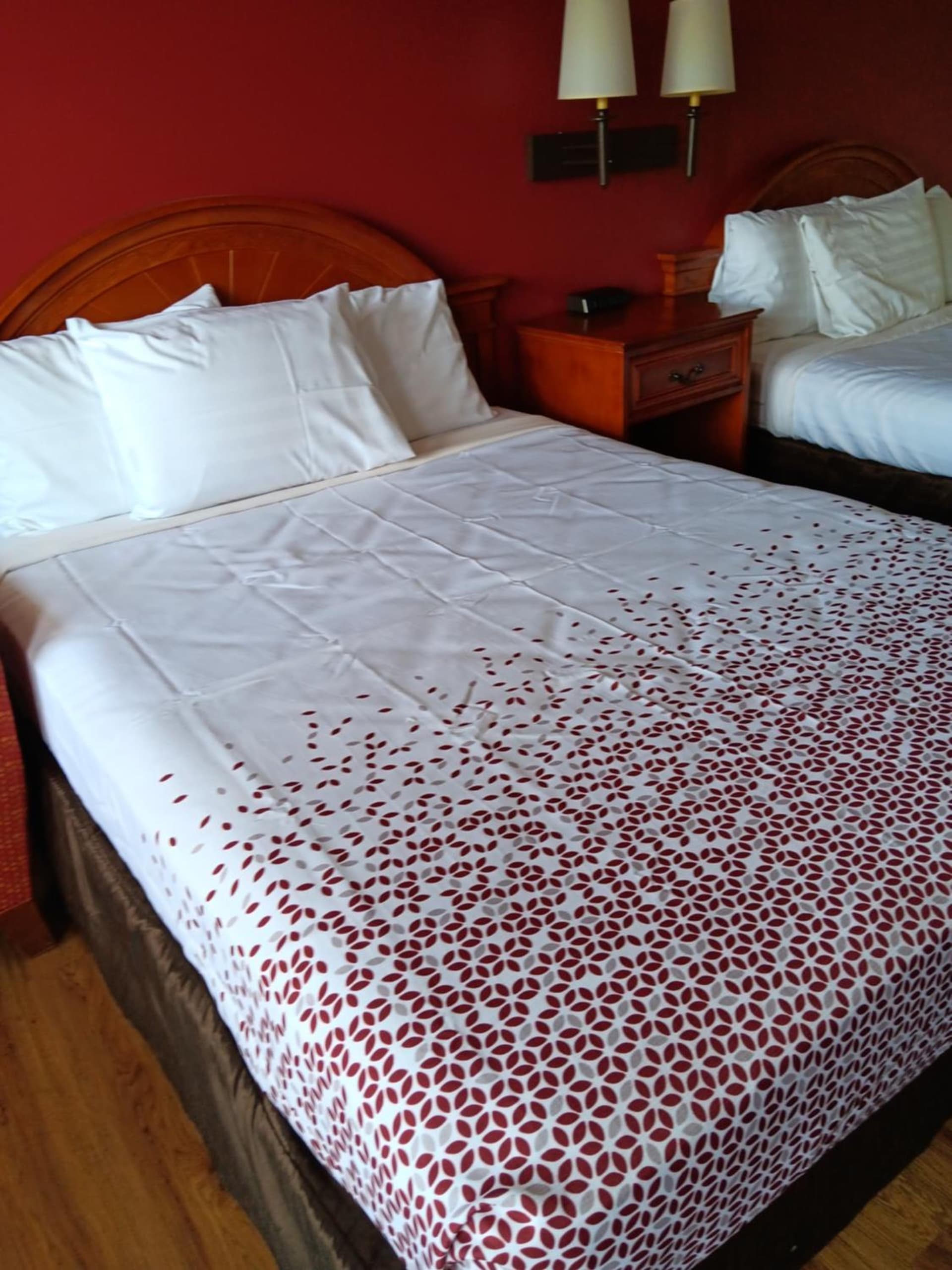King's Inn Motel property views in Reading, PA — gallery photo 3