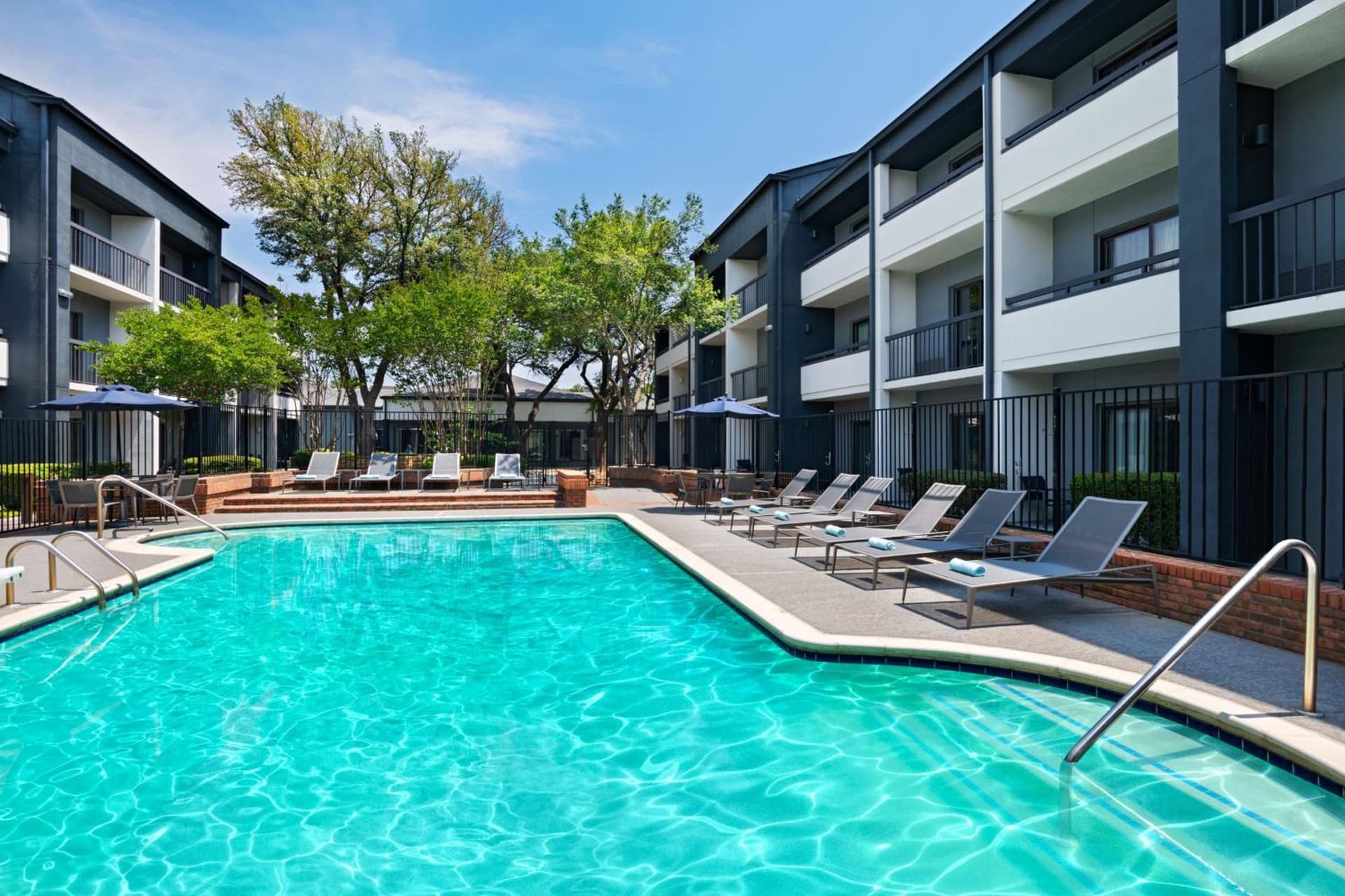 Courtyard by Marriott Dallas Richardson at Spring Valley gallery photo in Richardson, TX — image 20