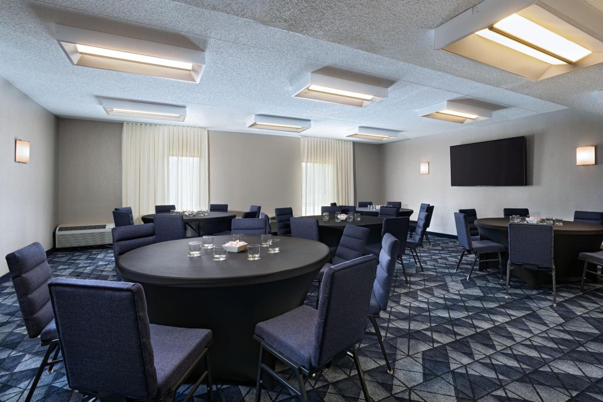 Courtyard by Marriott Dallas Richardson at Spring Valley gallery photo in Richardson, TX — image 26