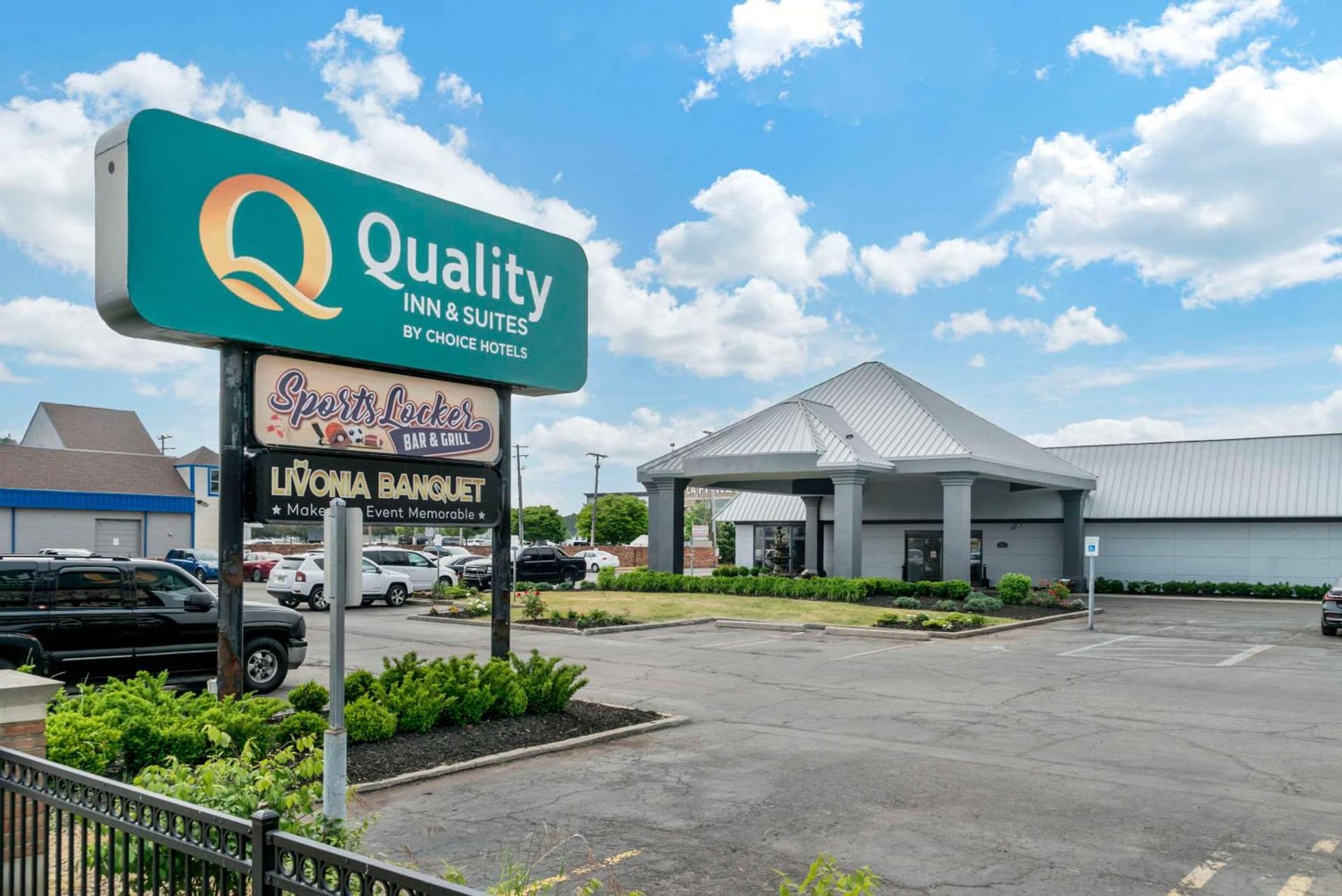 Quality Inn and Suites Livonia exterior or lobby in Livonia, MI — main listing photo