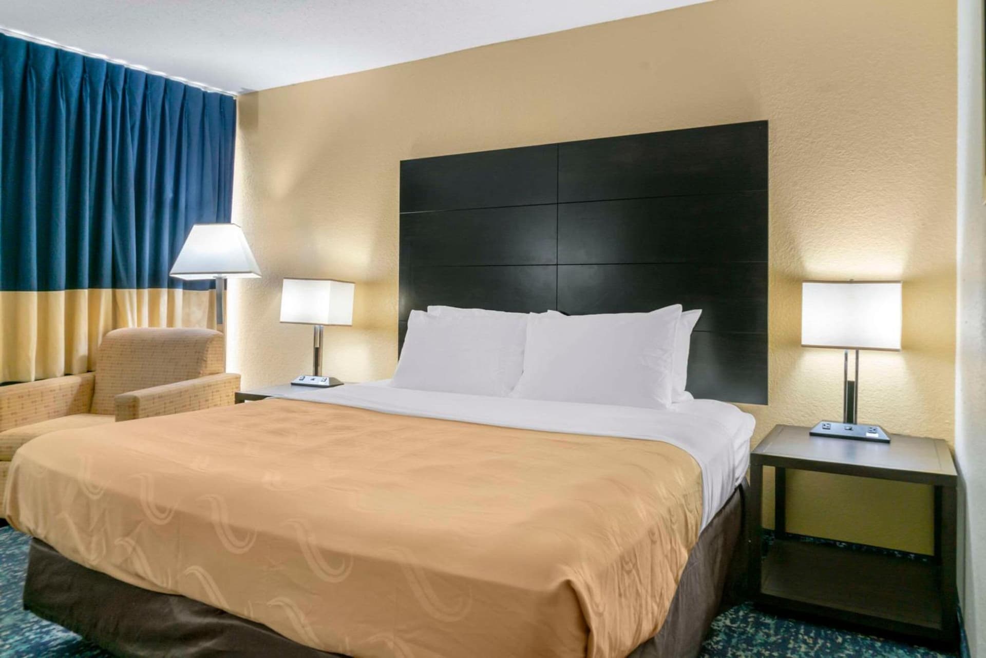 Quality Inn and Suites Livonia gallery photo in Livonia, MI — image 6