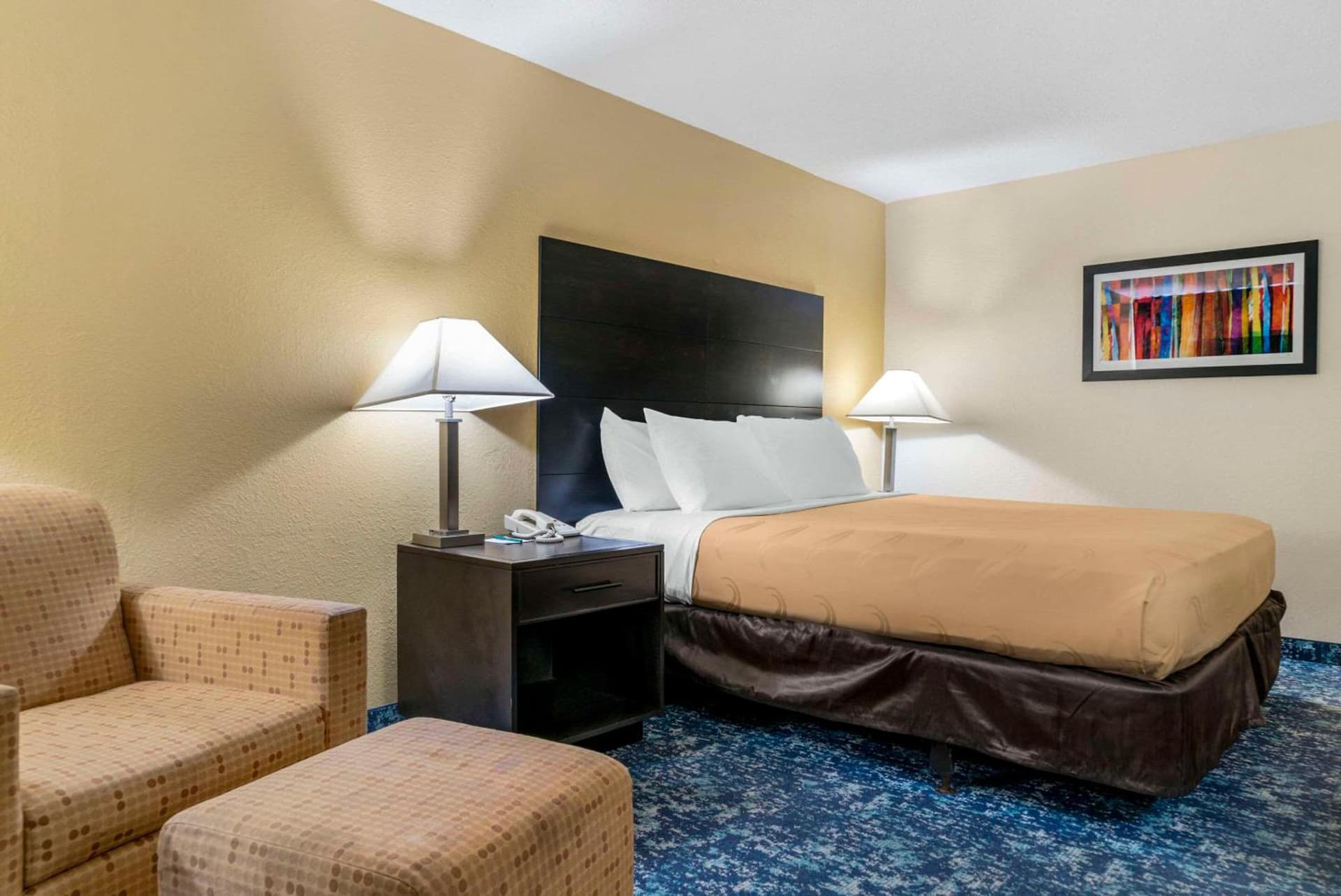 Quality Inn and Suites Livonia gallery photo in Livonia, MI — image 21