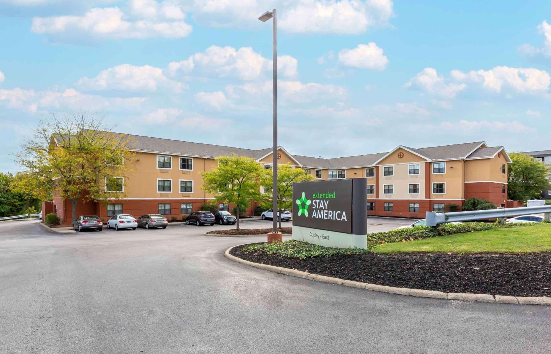Extended Stay America Suites - Akron - Copley - East featured exterior or lobby in Copley, OH — similar hotel