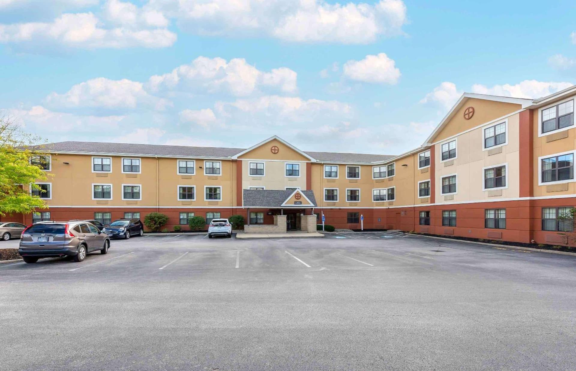Extended Stay America Suites - Akron - Copley - East property views in Copley, OH — gallery photo 3