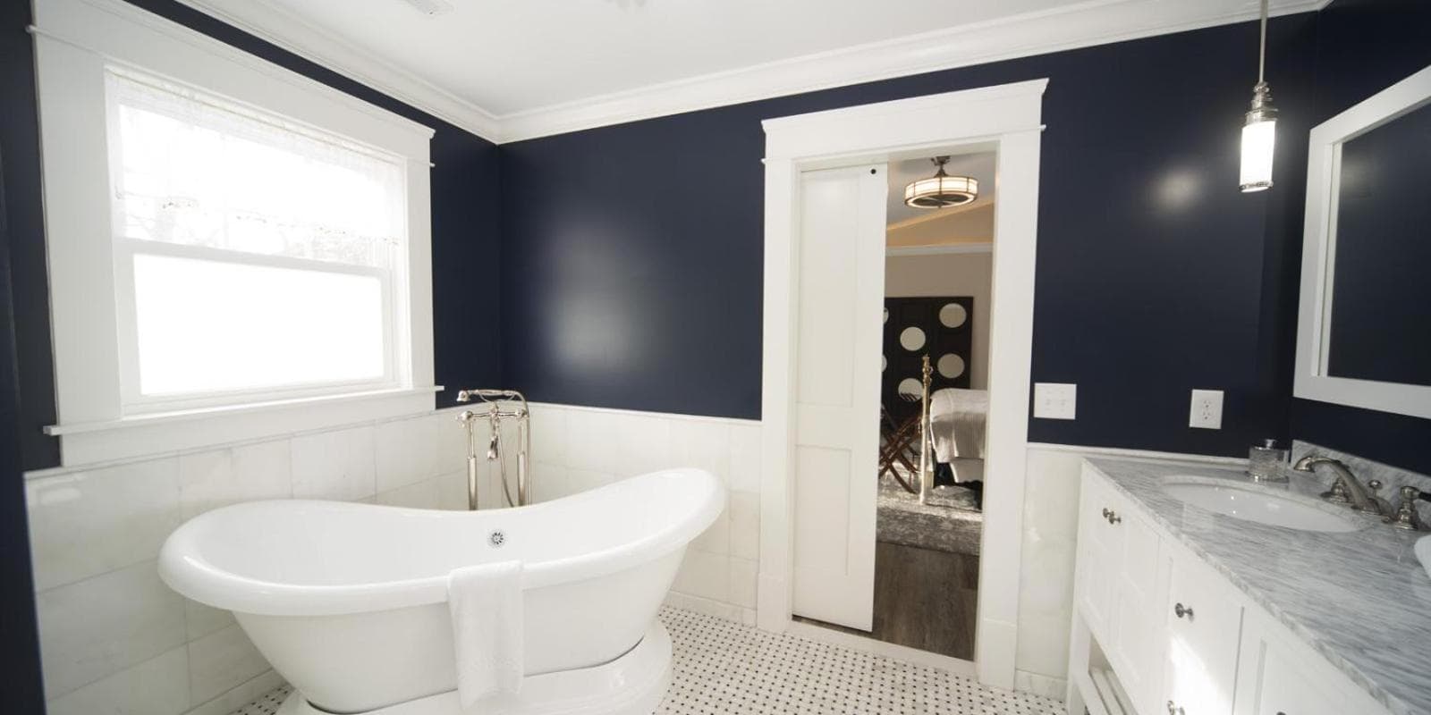 Anchor Inn Boutique Hotel gallery photo in Put-in-Bay, OH — image 46