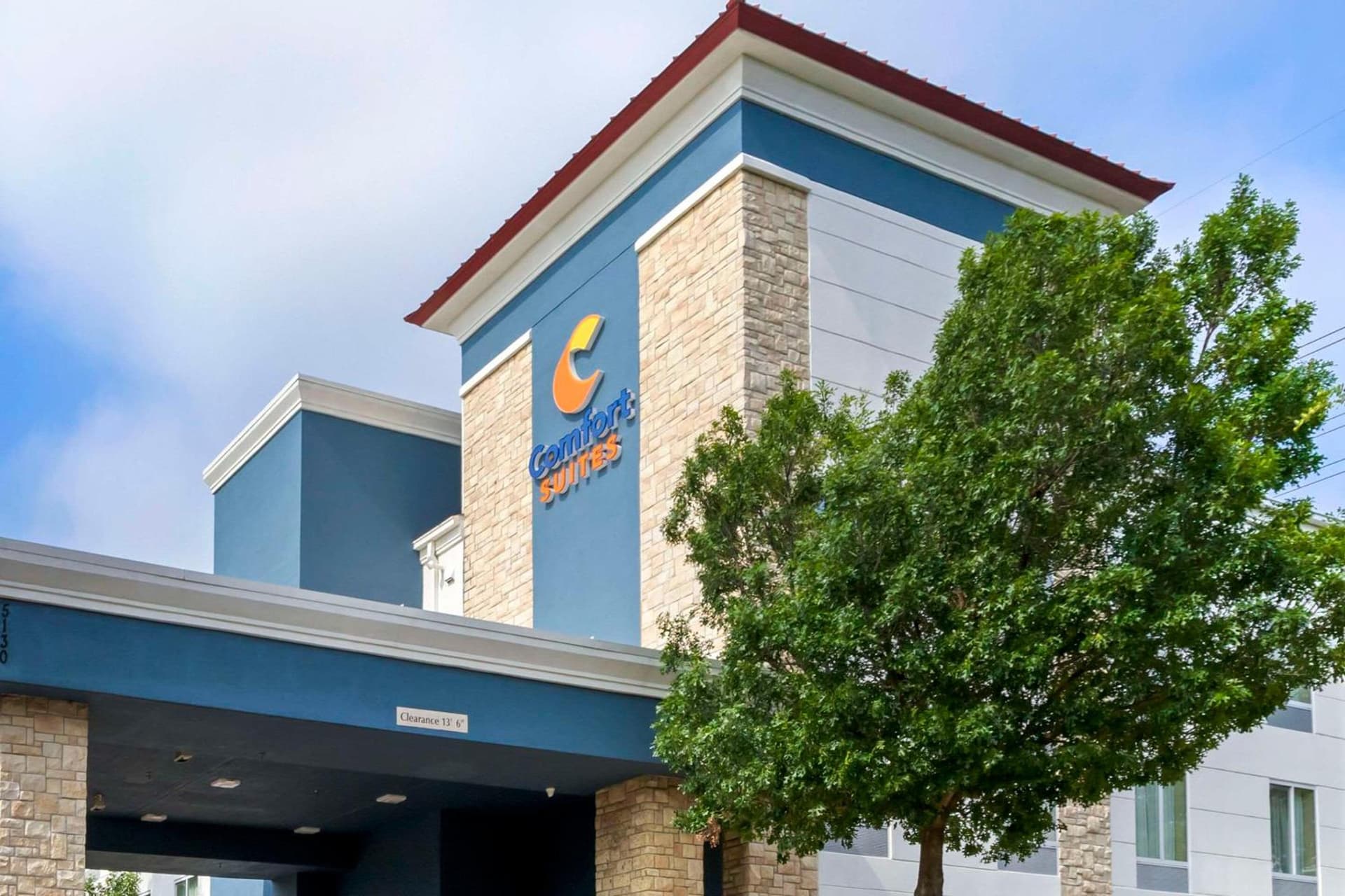 Comfort Suites Medical Center near Six Flags gallery photo in San Antonio, TX — image 51