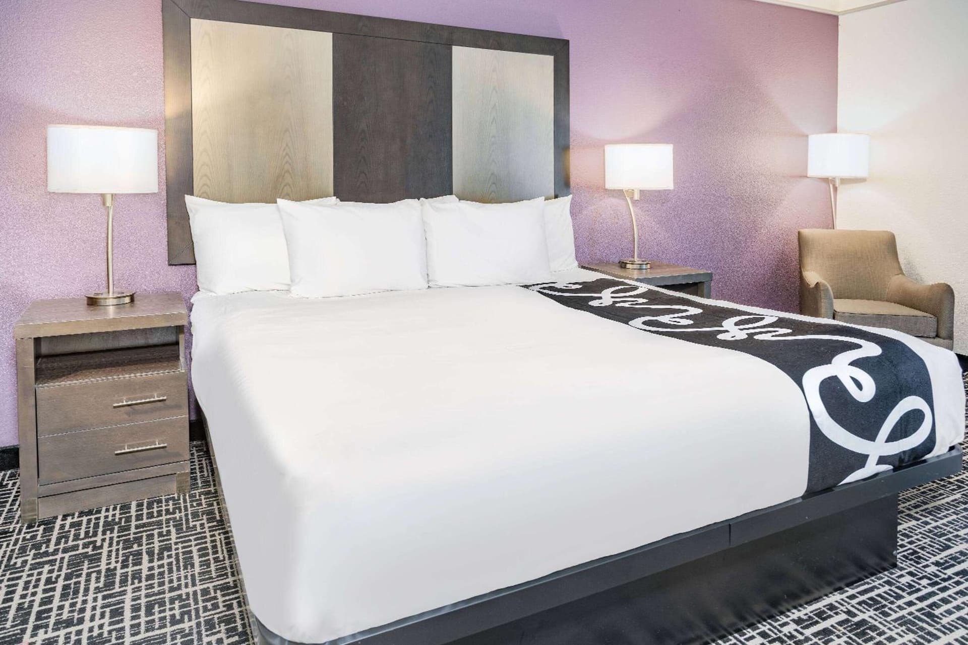 La Quinta Inn & Suites by Wyndham Norfolk gallery photo in Norfolk, VA — image 21