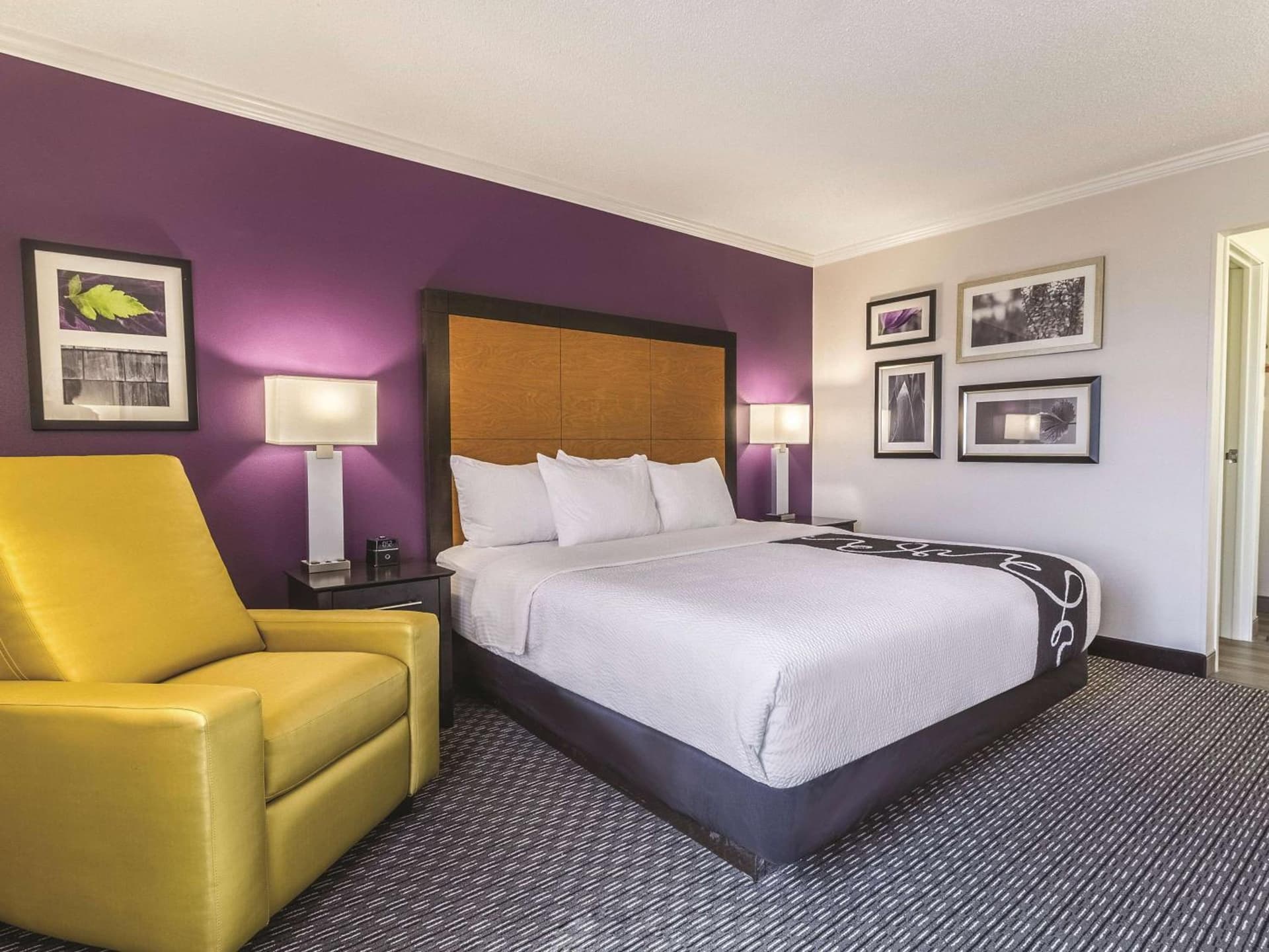 Howard Johnson by Wyndham Sacramento Downtown gallery photo in Sacramento, CA — image 34
