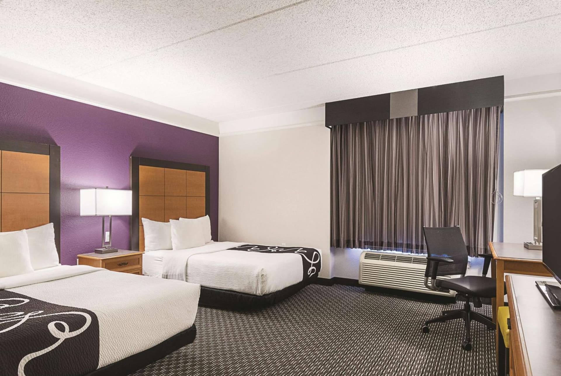 Howard Johnson by Wyndham Sacramento Downtown gallery photo in Sacramento, CA — image 44