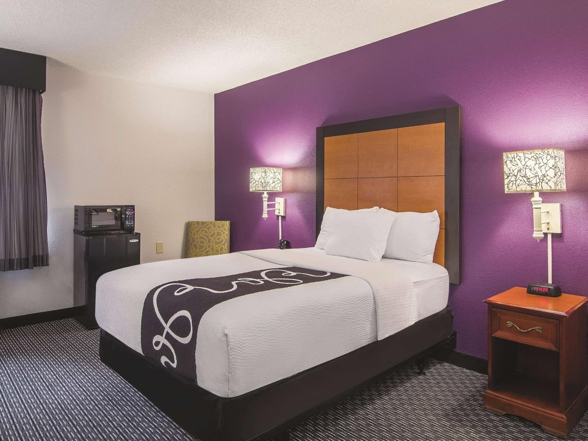 Howard Johnson by Wyndham Sacramento Downtown gallery photo in Sacramento, CA — image 45