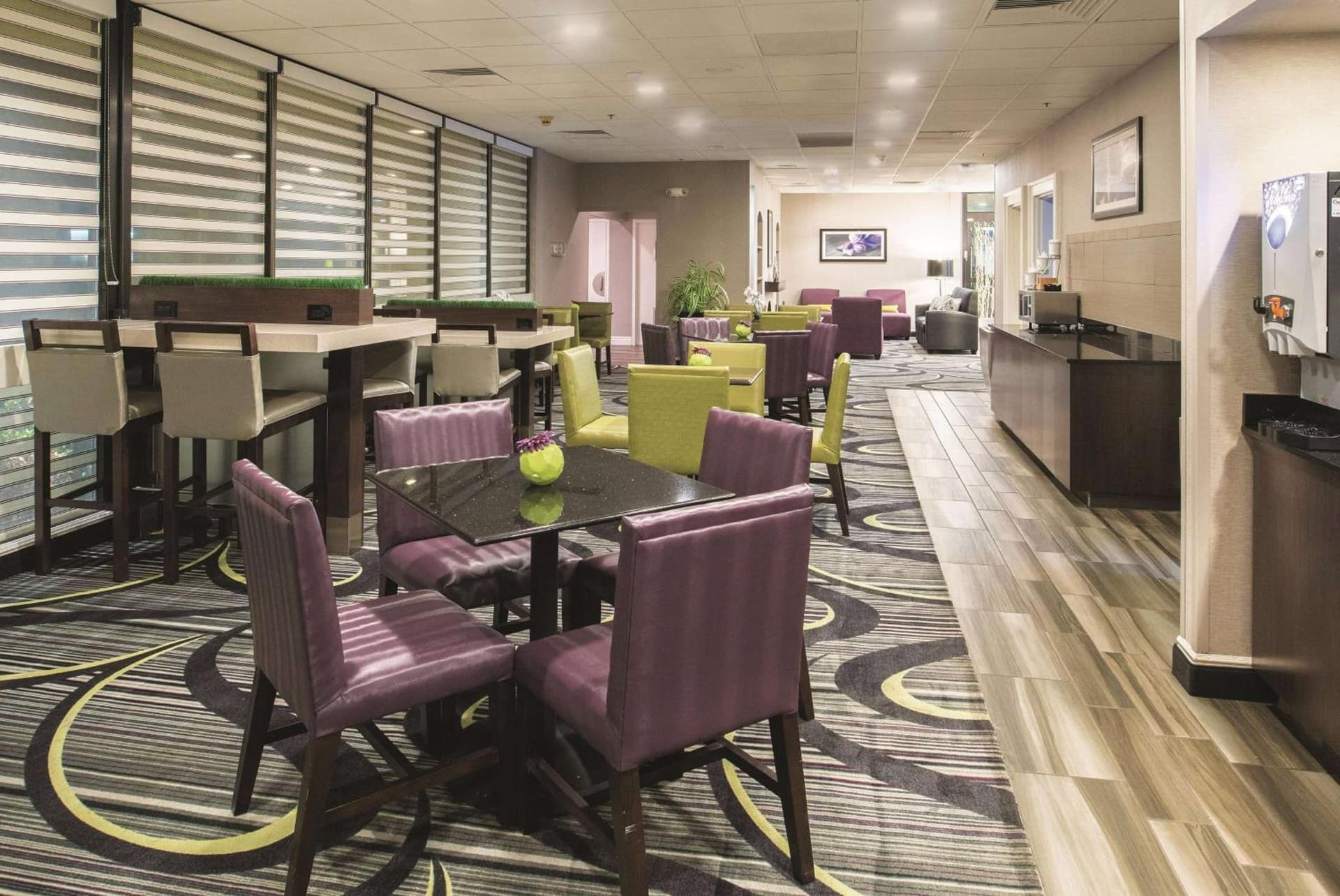 Howard Johnson by Wyndham Sacramento Downtown gallery photo in Sacramento, CA — image 30