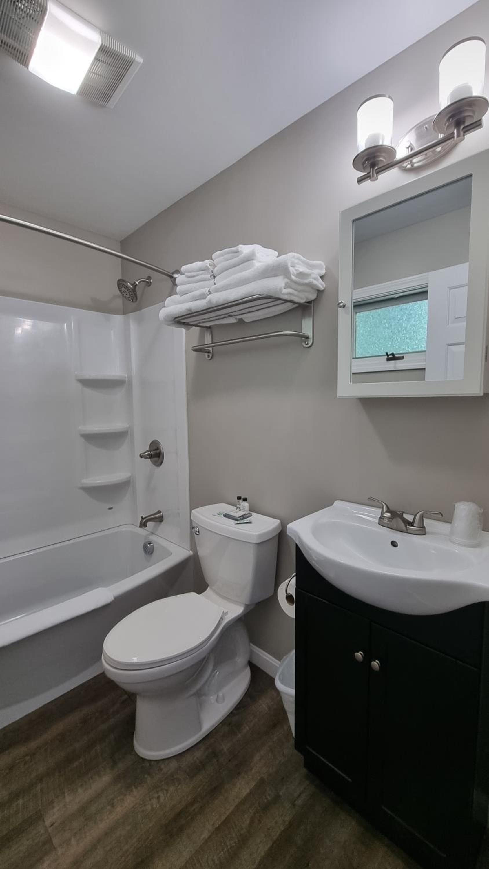 Grand View Resort gallery photo in Weirs Beach, NH — image 100